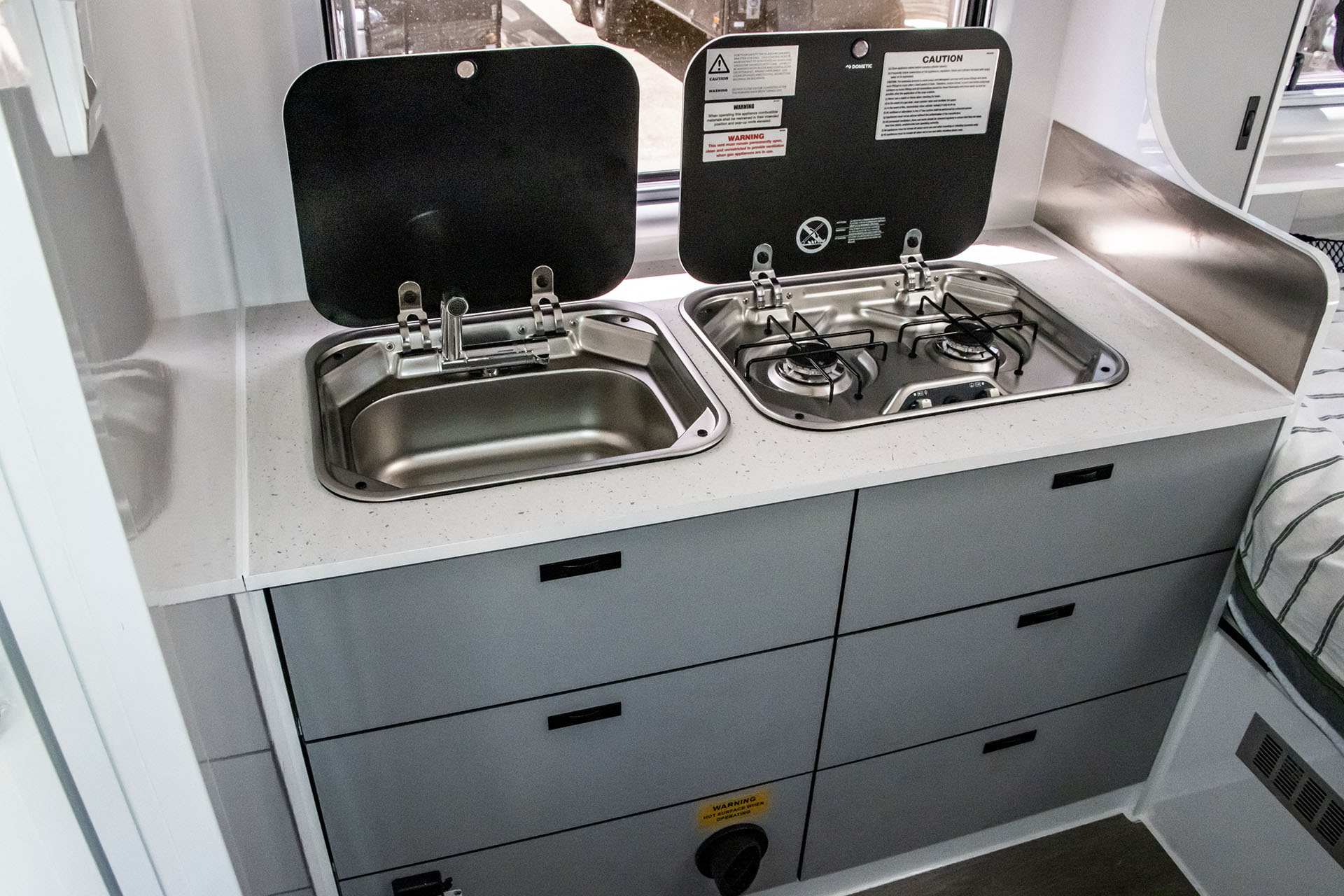 Carousel Popup Thumnails 20 - 2025 Windsor Rapid 15D