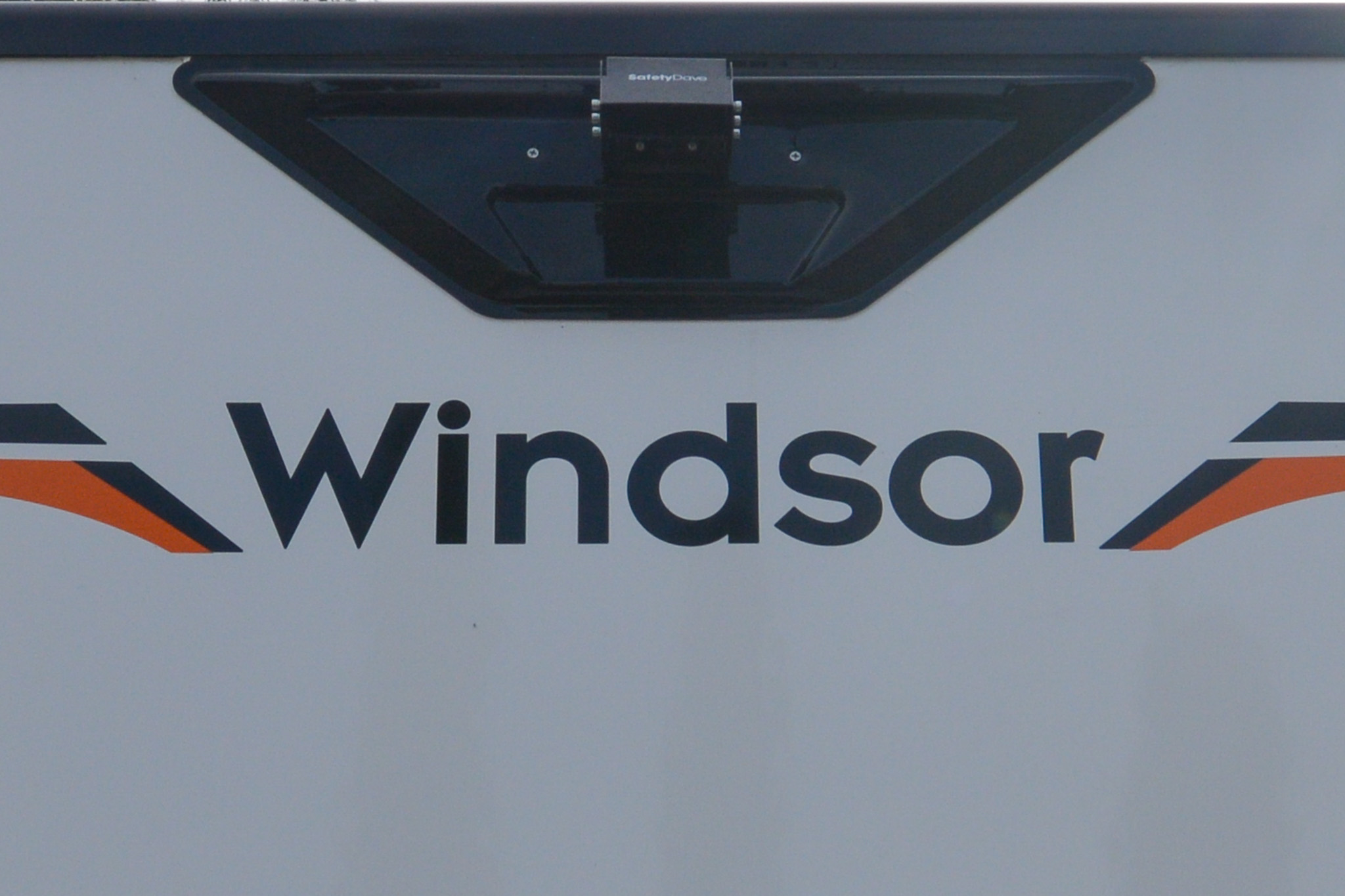 Carousel Popup Thumnails 13 - 2024 Windsor Daintree Renault 2 Berth