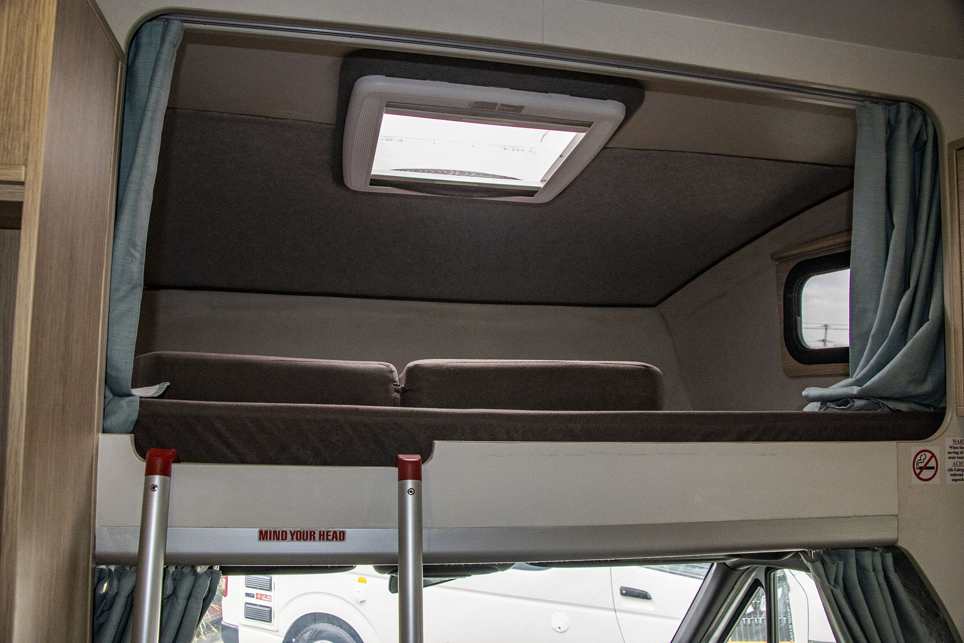 Carousel Popup Thumnails 17 - 2020 Kea River M721 Mercedes 6 Berth