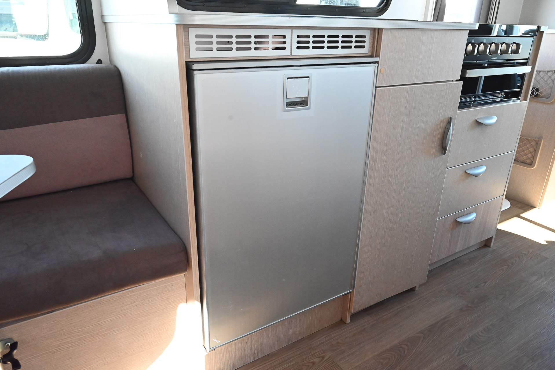 Carousel Popup Thumnails 23 - 2022 Kea Discovery M660 Mercedes 4 Berth