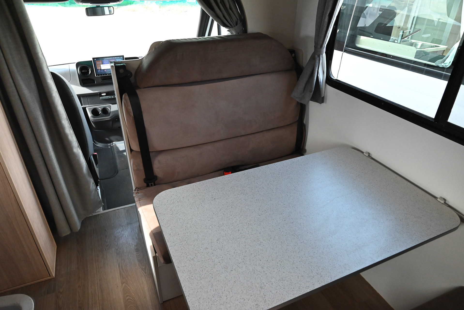Carousel Popup Thumnails 19 - 2019 Kea River M721 Mercedes 6 Berth