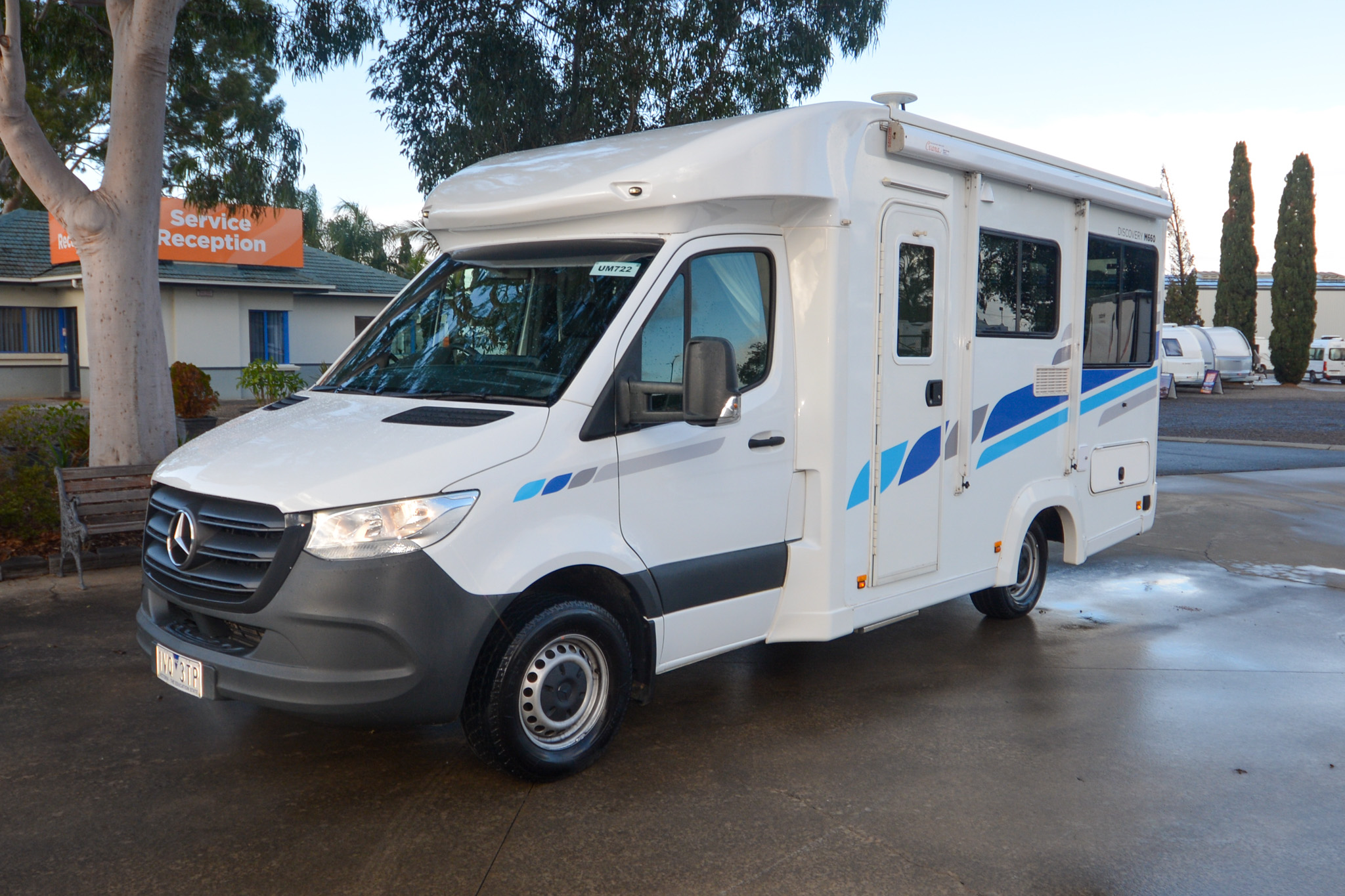Carousel Popup Main - 2021 Kea Discovery M660 Mercedes 4 Berth