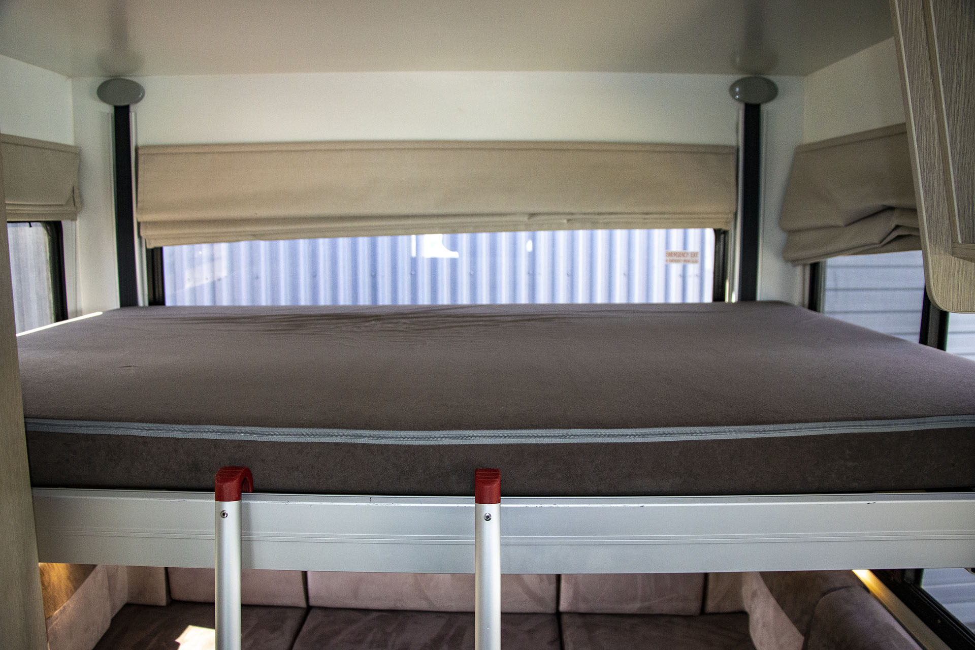 Carousel Popup Thumnails 18 - 2022 Windsor Cascade M670 Mercedes 4 Berth