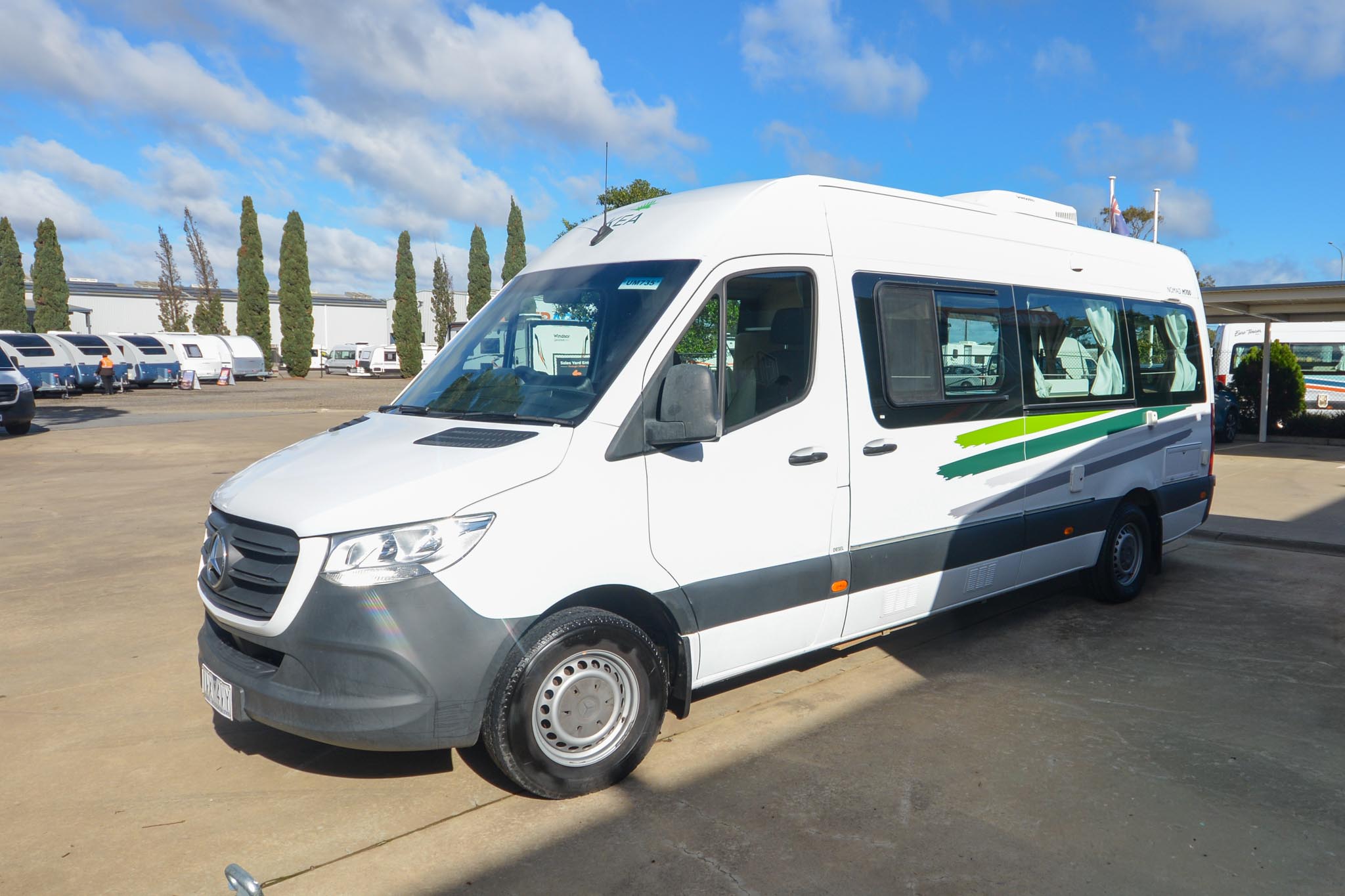 Carousel Popup Main - 2022 Kea Nomad M700 Mercedes 3 Berth