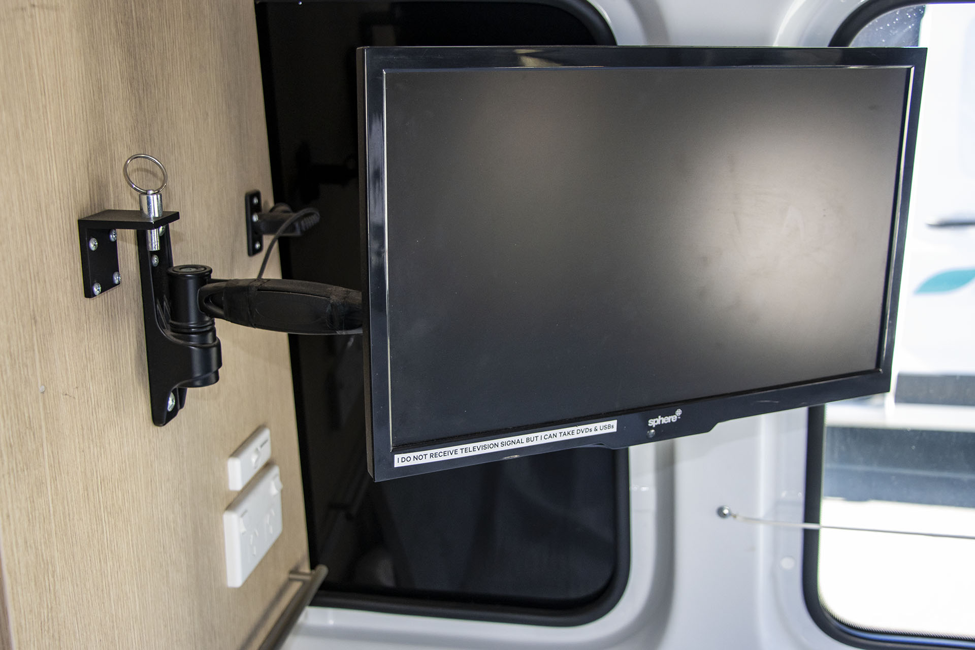 Carousel Popup Thumnails 25 - 2022 Kea Nomad M700 Mercedes 3 Berth