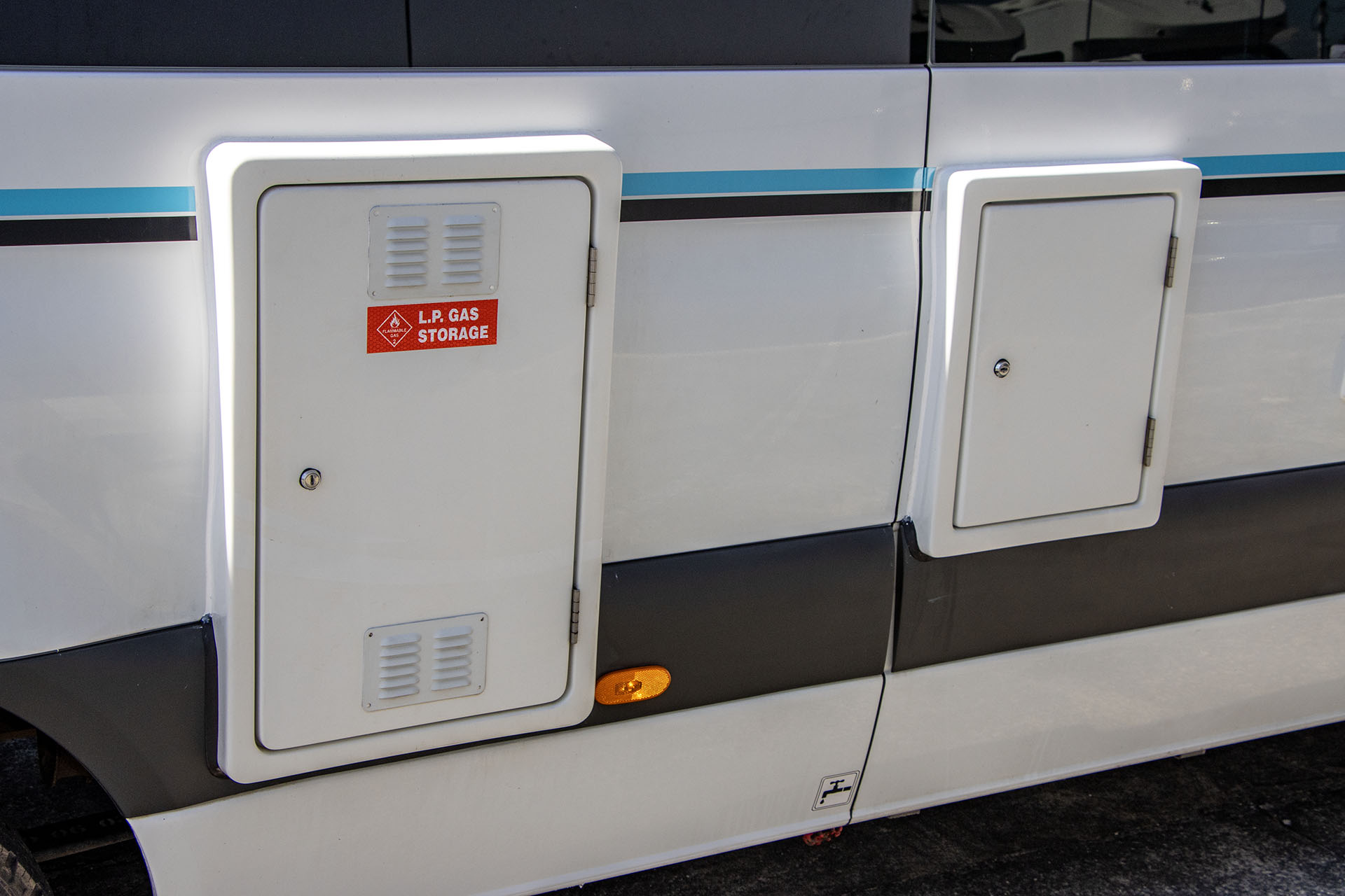 Carousel Popup Thumnails 10 - 2021 Kea Nomad M700 Mercedes 3 Berth