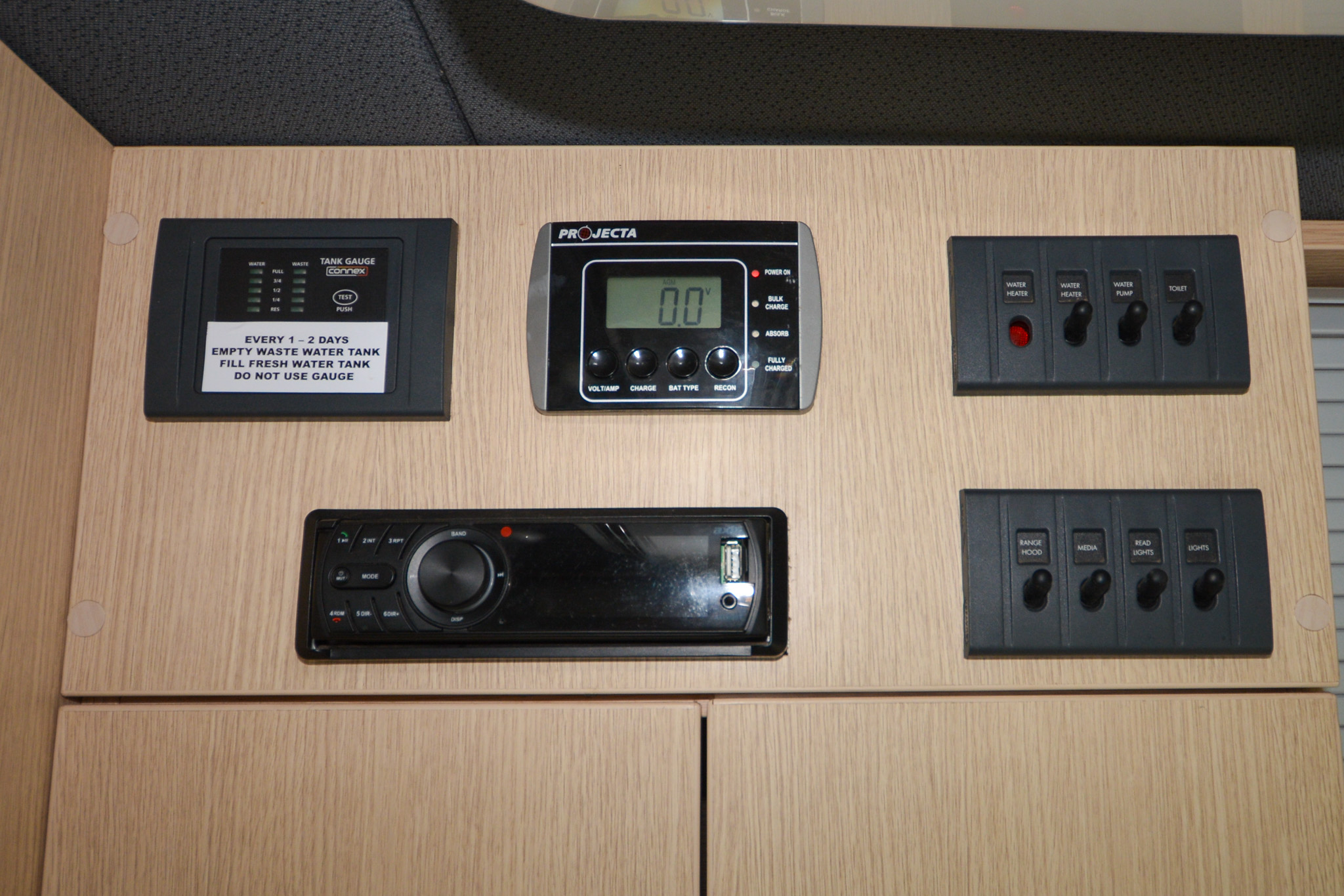 Carousel Popup Thumnails 23 - 2022 Kea Nomad M700 Mercedes 3 Berth