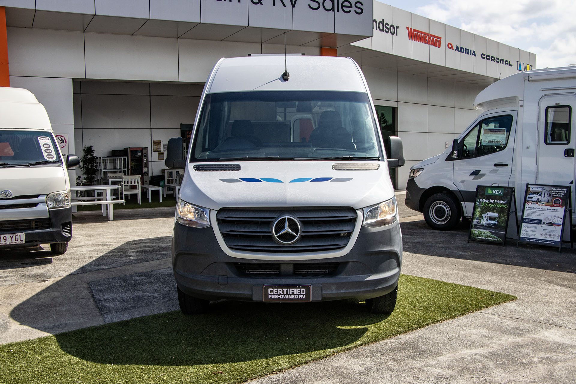 Carousel Popup Thumnails 3 - 2020 Kea Nomad M700 Mercedes 3 Berth