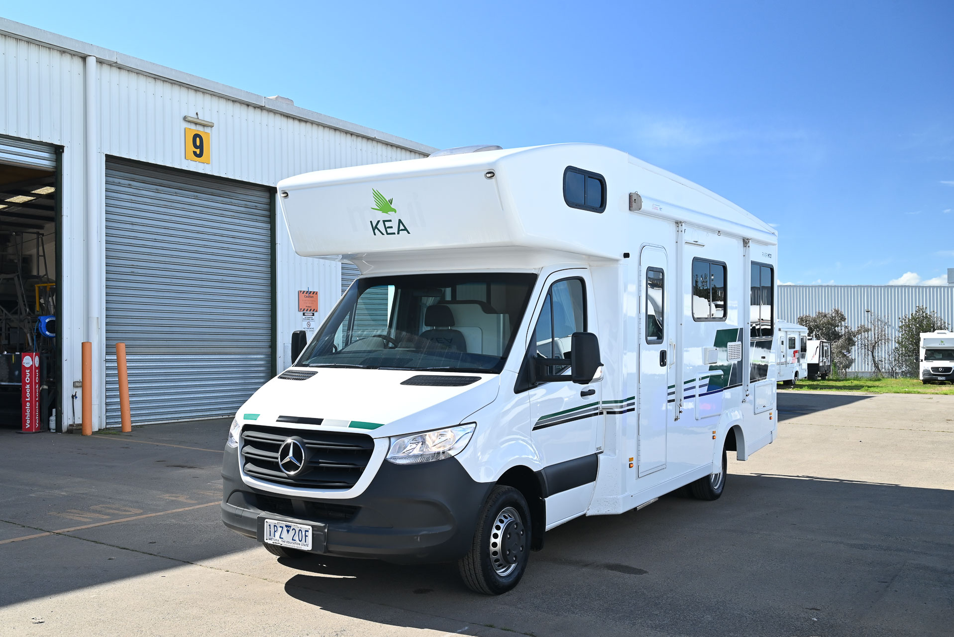 Carousel Popup Main - 2019 Kea River M721 Mercedes 6 Berth