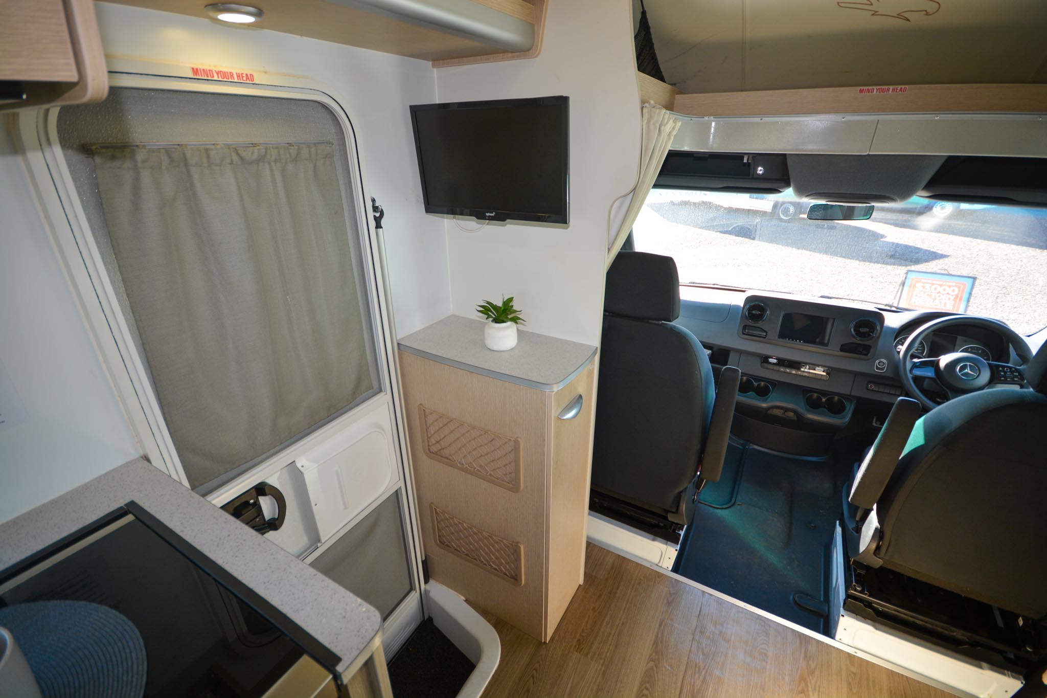 Carousel Popup Thumnails 28 - 2021 Kea Discovery M660 Mercedes 4 Berth