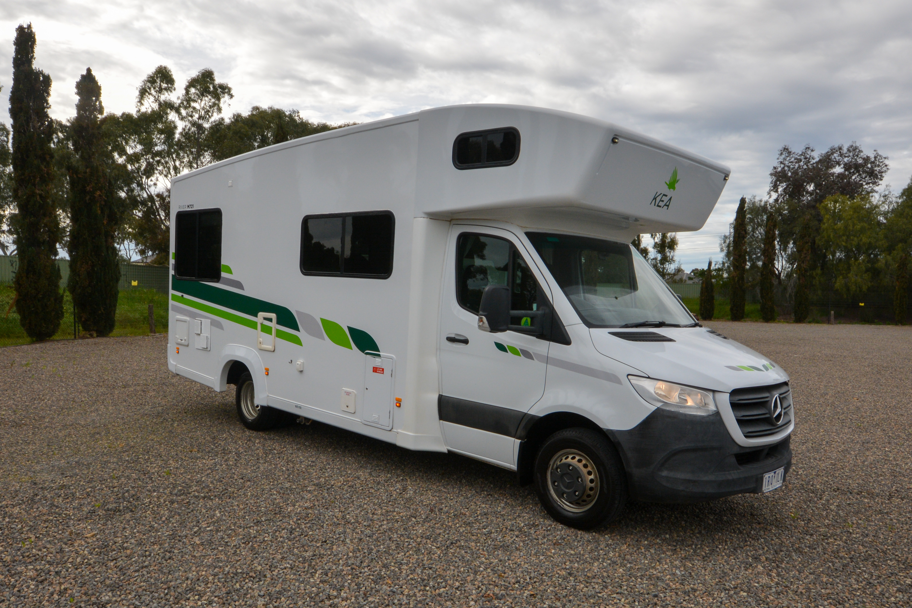 Carousel Popup Thumnails 3 - 2021 Kea River M721 Mercedes 6 Berth