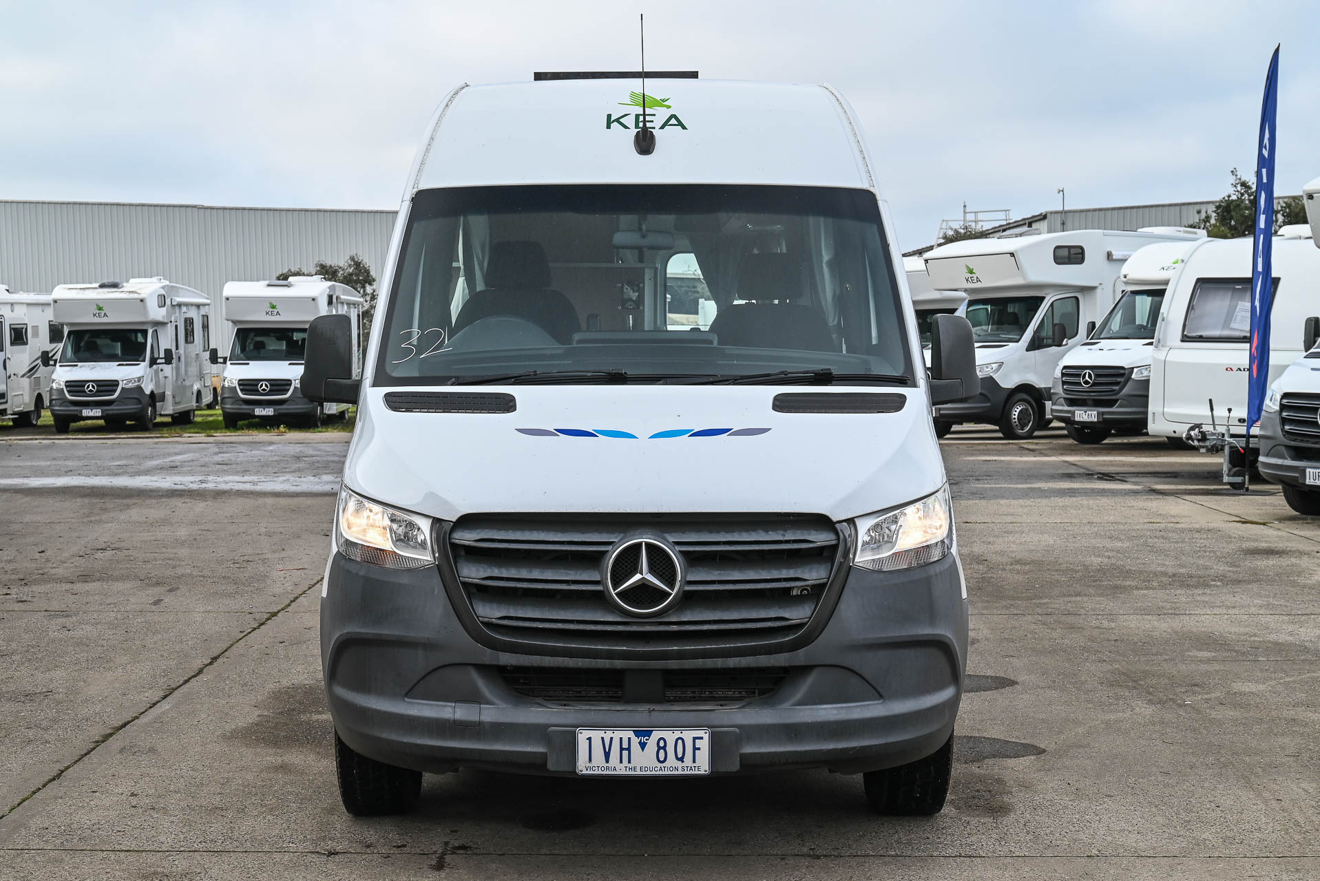 Carousel Popup Thumnails 3 - 2022 Kea Nomad Mercedes M700 2 1 Berth