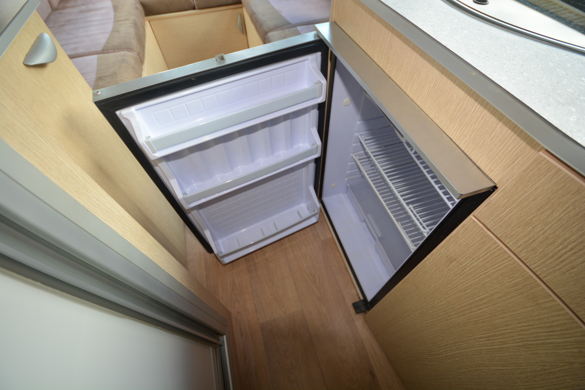 Carousel Popup Thumnails 29 - 2022 Kea Nomad M700 Mercedes 3 Berth