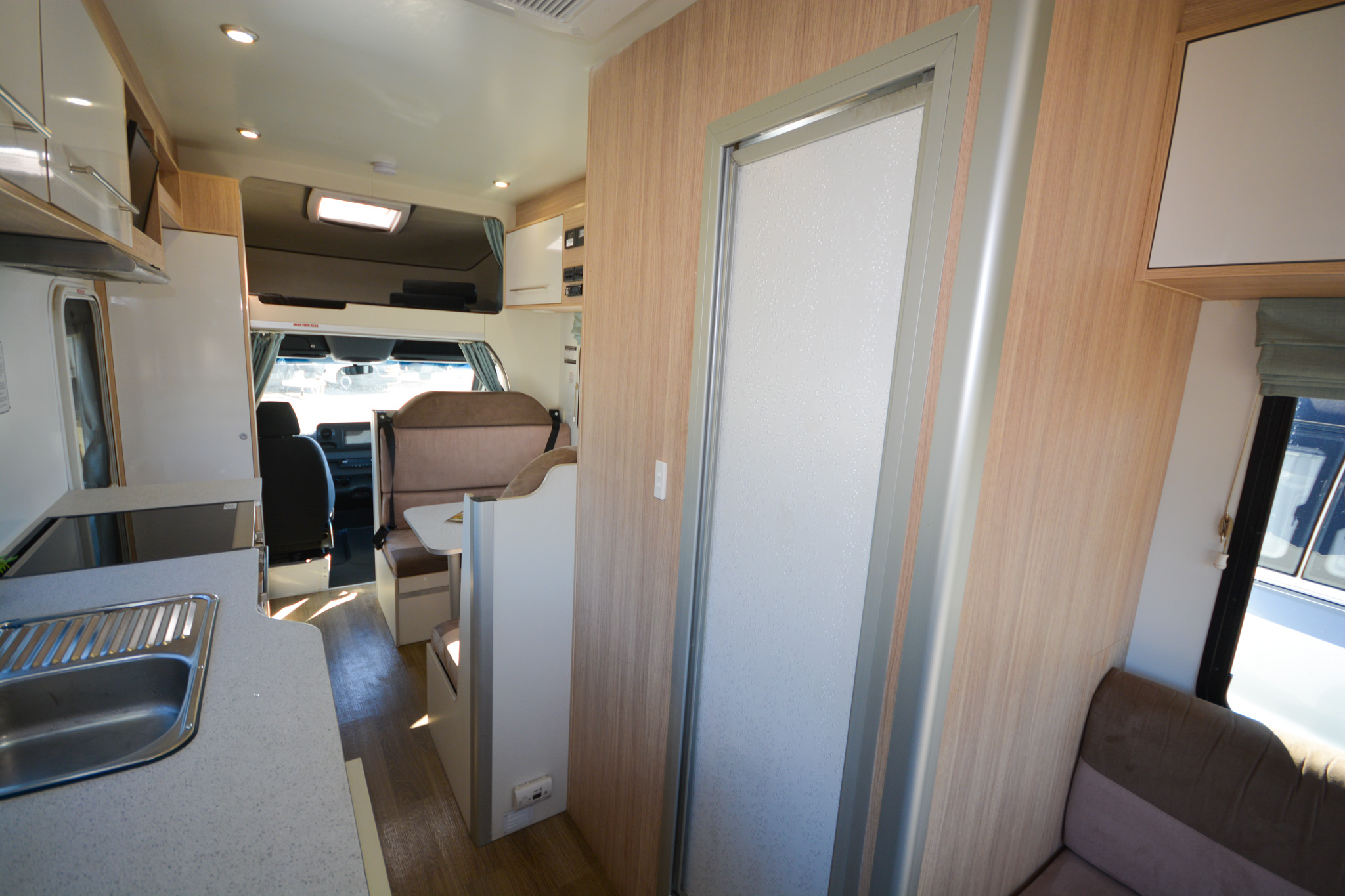 Carousel Popup Thumnails 21 - 2021 Kea River M721 Mercedes 6 Berth