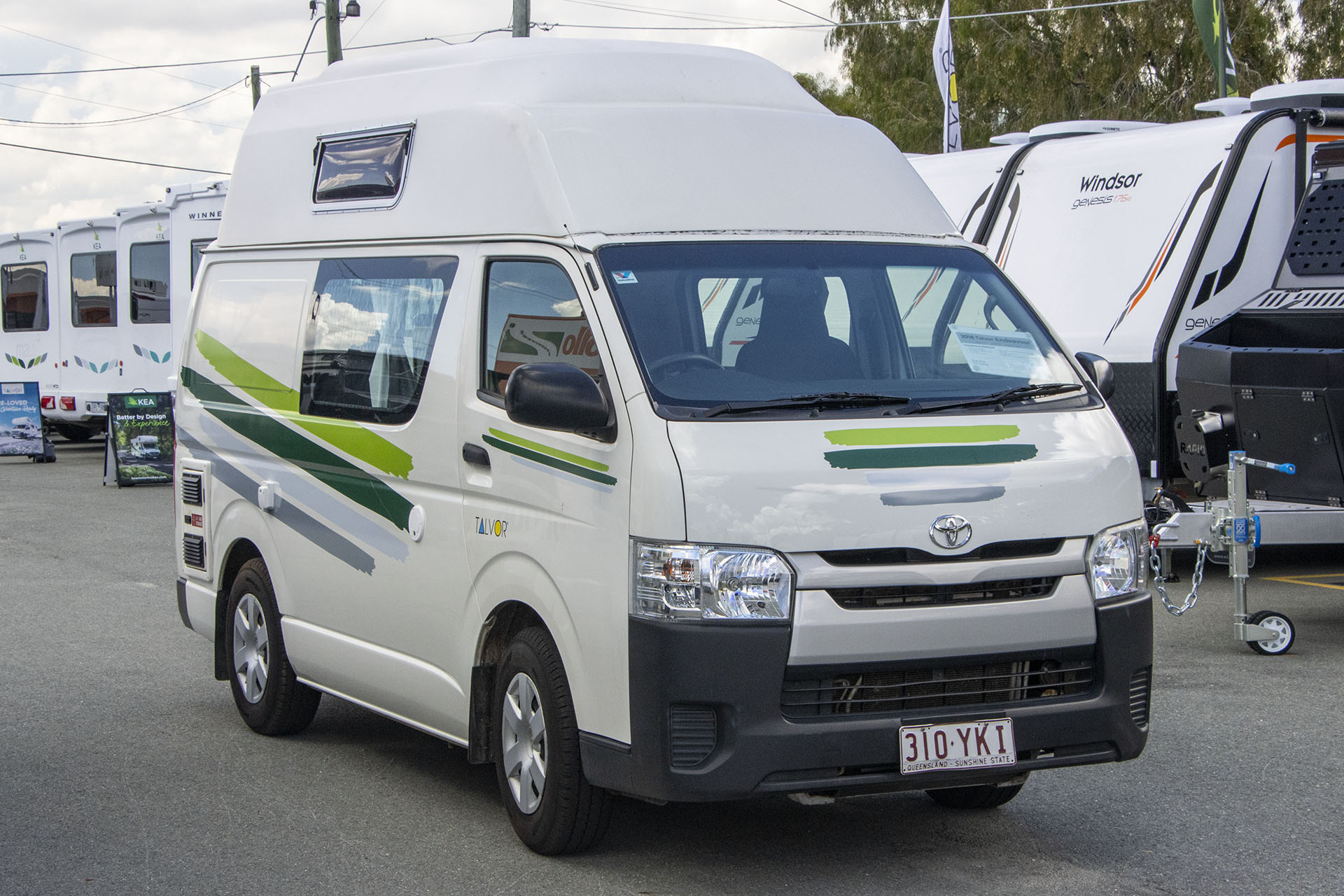 Carousel Popup Thumnails 6 - 2018 Talvor Endeavour Toyota 4 Berth