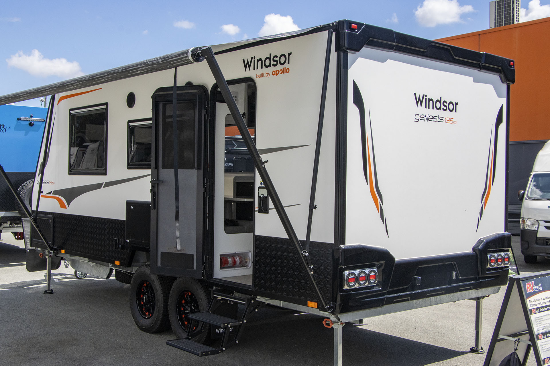 Carousel Popup Thumnails 2 - 2024 Windsor Genesis 196RD