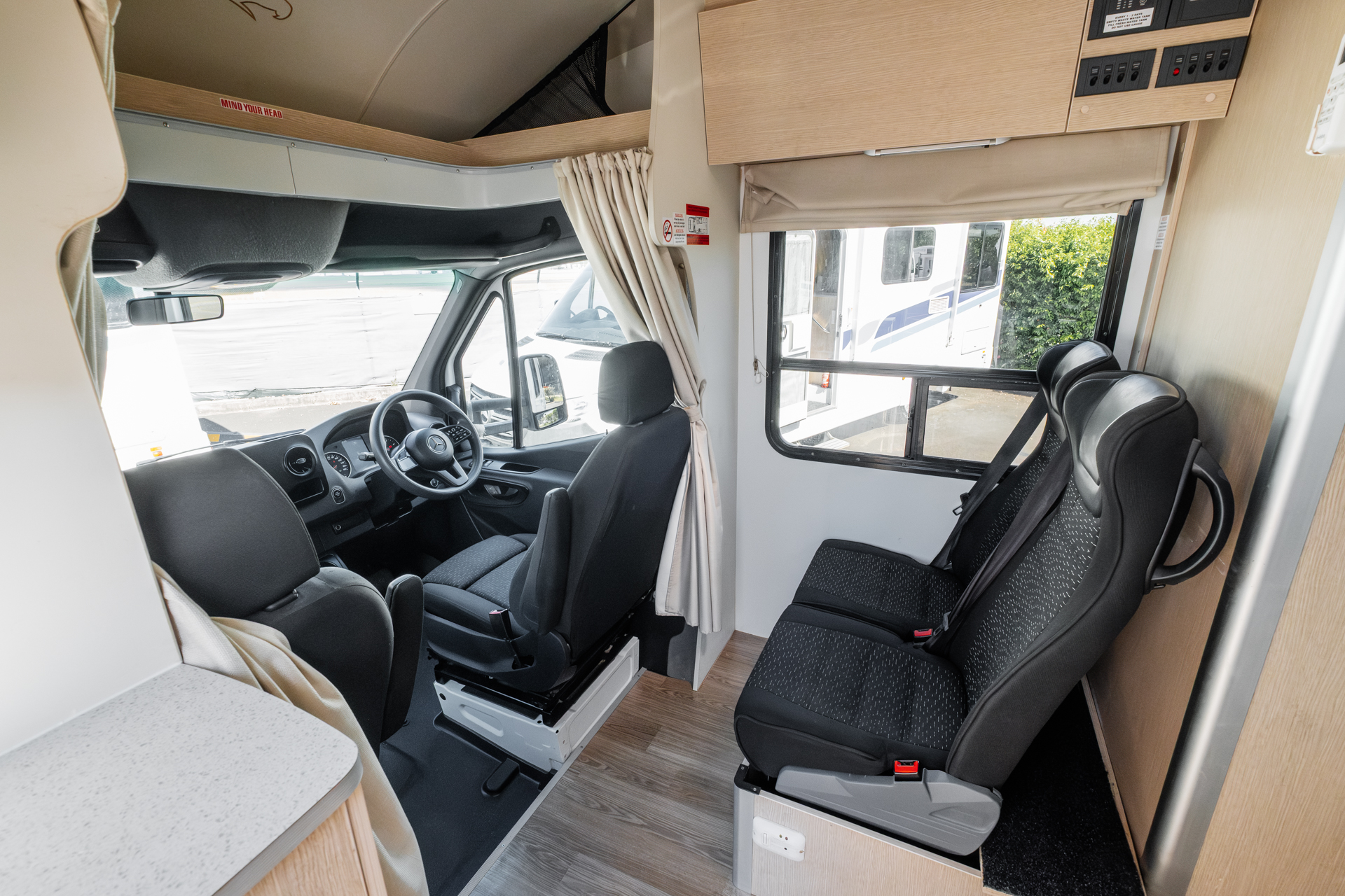 Carousel Popup Thumnails 22 - 2021 Kea Discovery M660 Mercedes 4 Berth