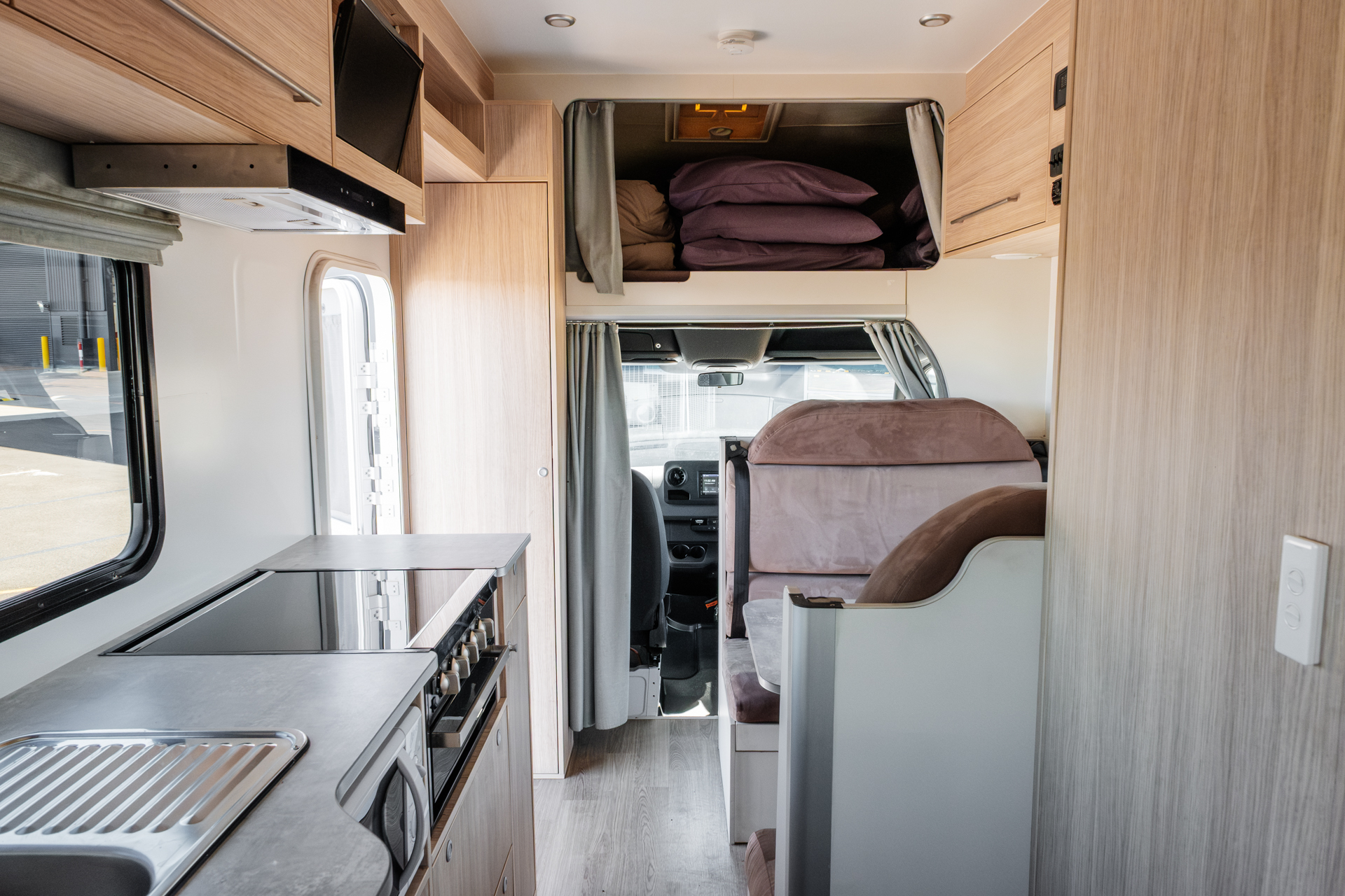 Carousel Popup Thumnails 24 - 2021 Kea River M721 Mercedes 6 Berth