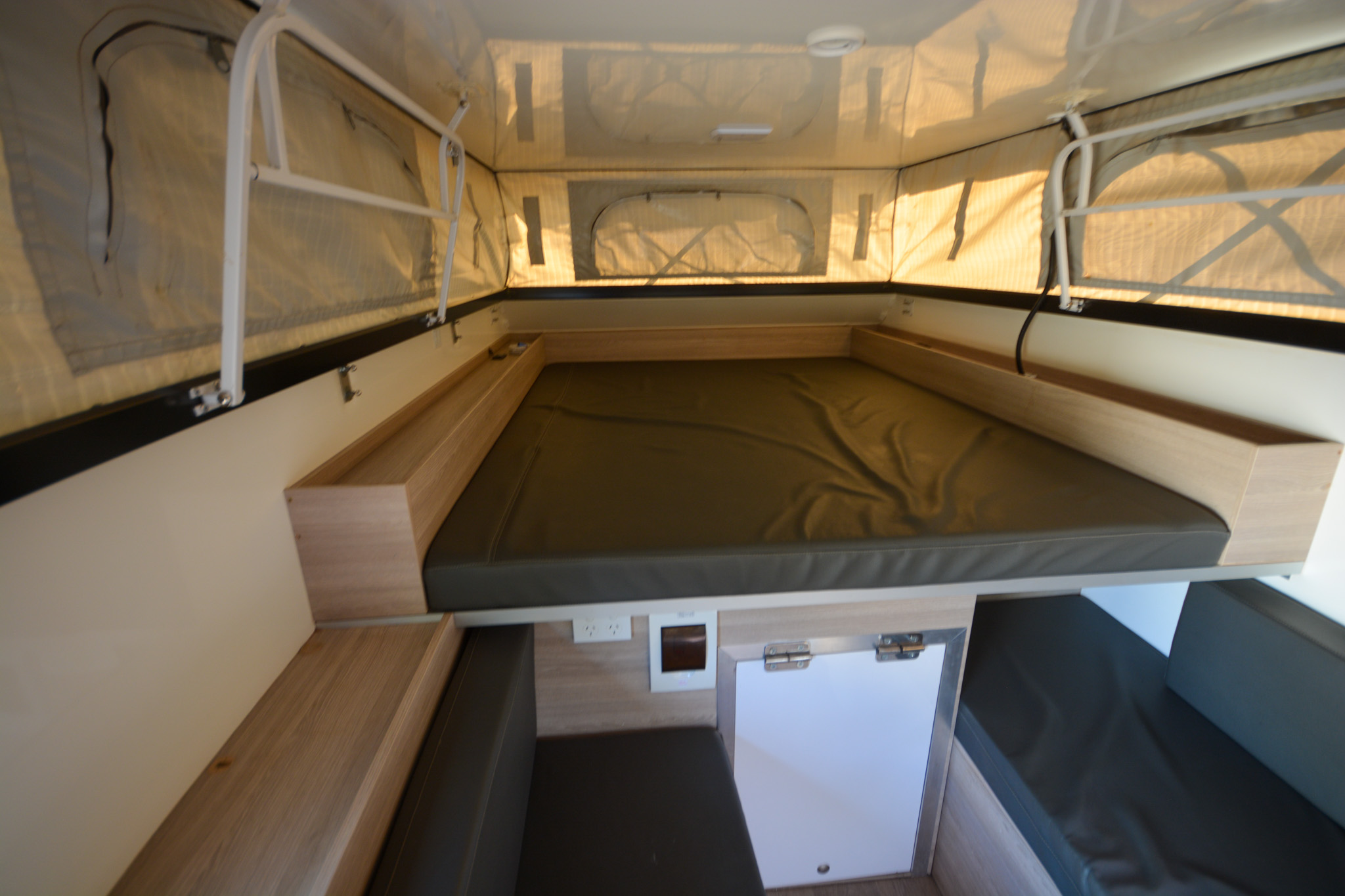 Carousel Popup Thumnails 25 - 2022 Talvor Adventure Camper Toyota 2 Berth