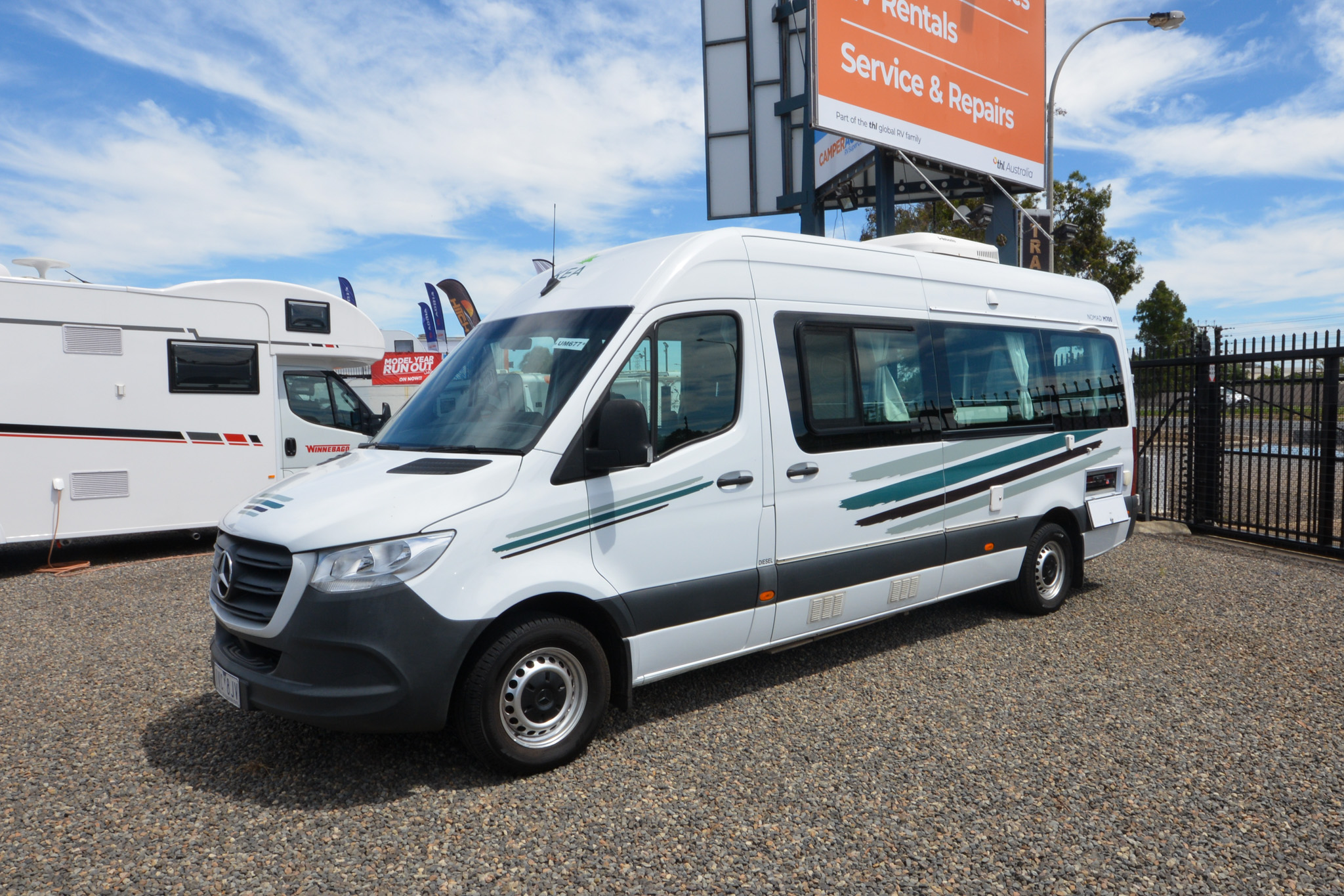 Carousel Popup Main - 2021 Kea Nomad M700 Mercedes 3 Berth