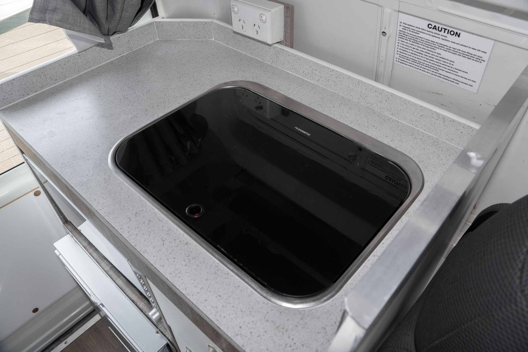 Carousel Popup Thumnails 26 - 2018 Talvor Endeavour Toyota 4 Berth
