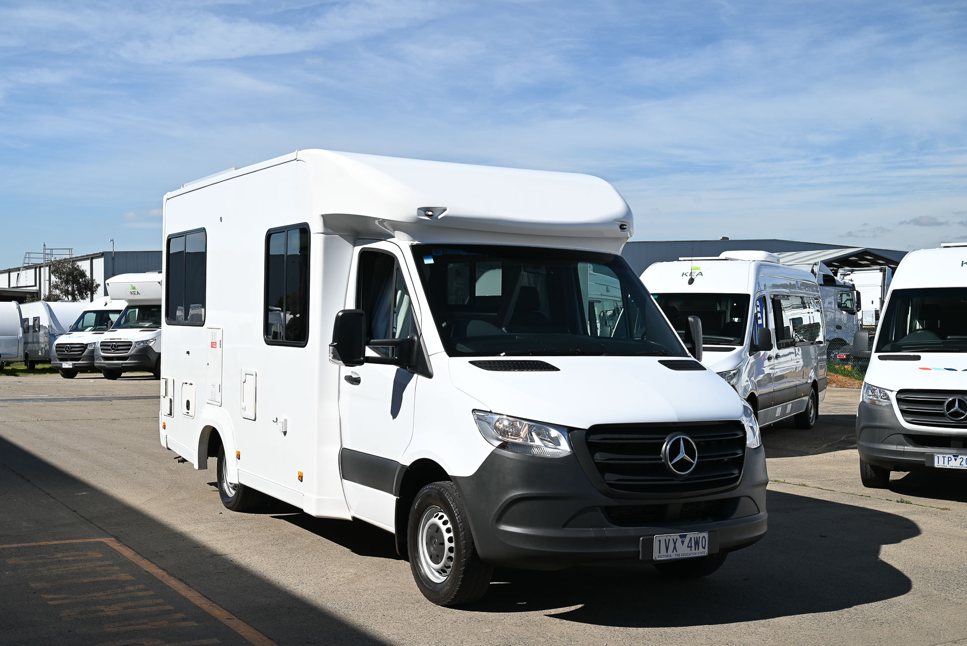 Carousel Popup Thumnails 6 - 2022 Kea Discovery M660 Mercedes 4 Berth