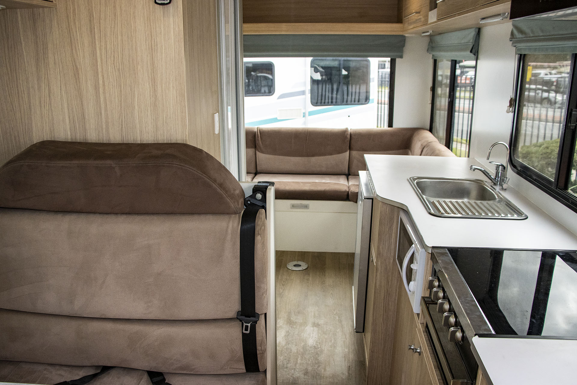 Carousel Popup Thumnails 27 - 2020 Kea River M721 Mercedes 6 Berth