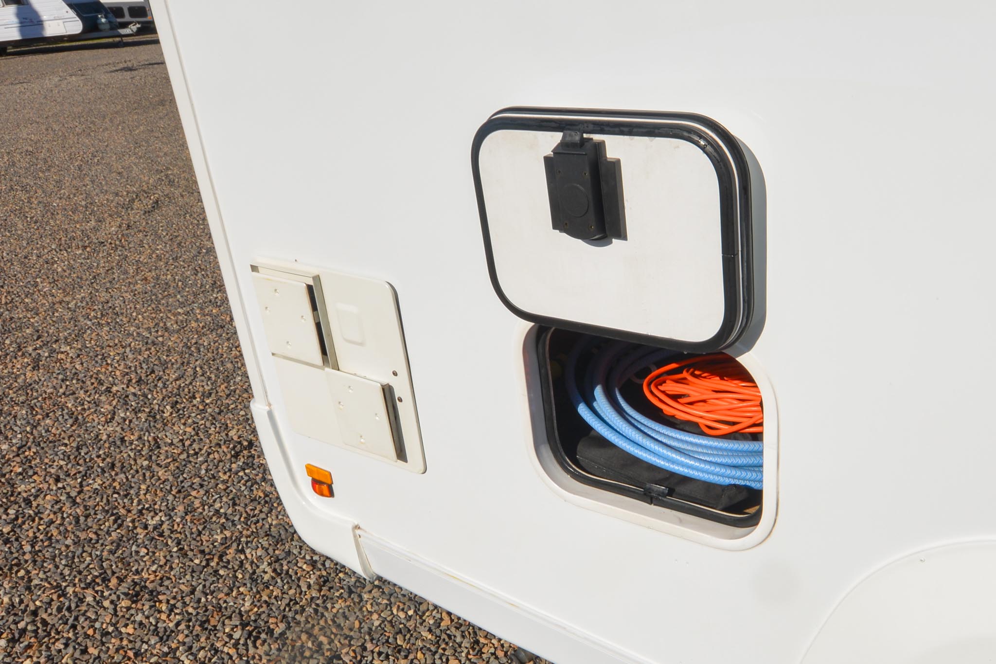 Carousel Popup Thumnails 11 - 2021 Kea Discovery M660 Mercedes 4 Berth