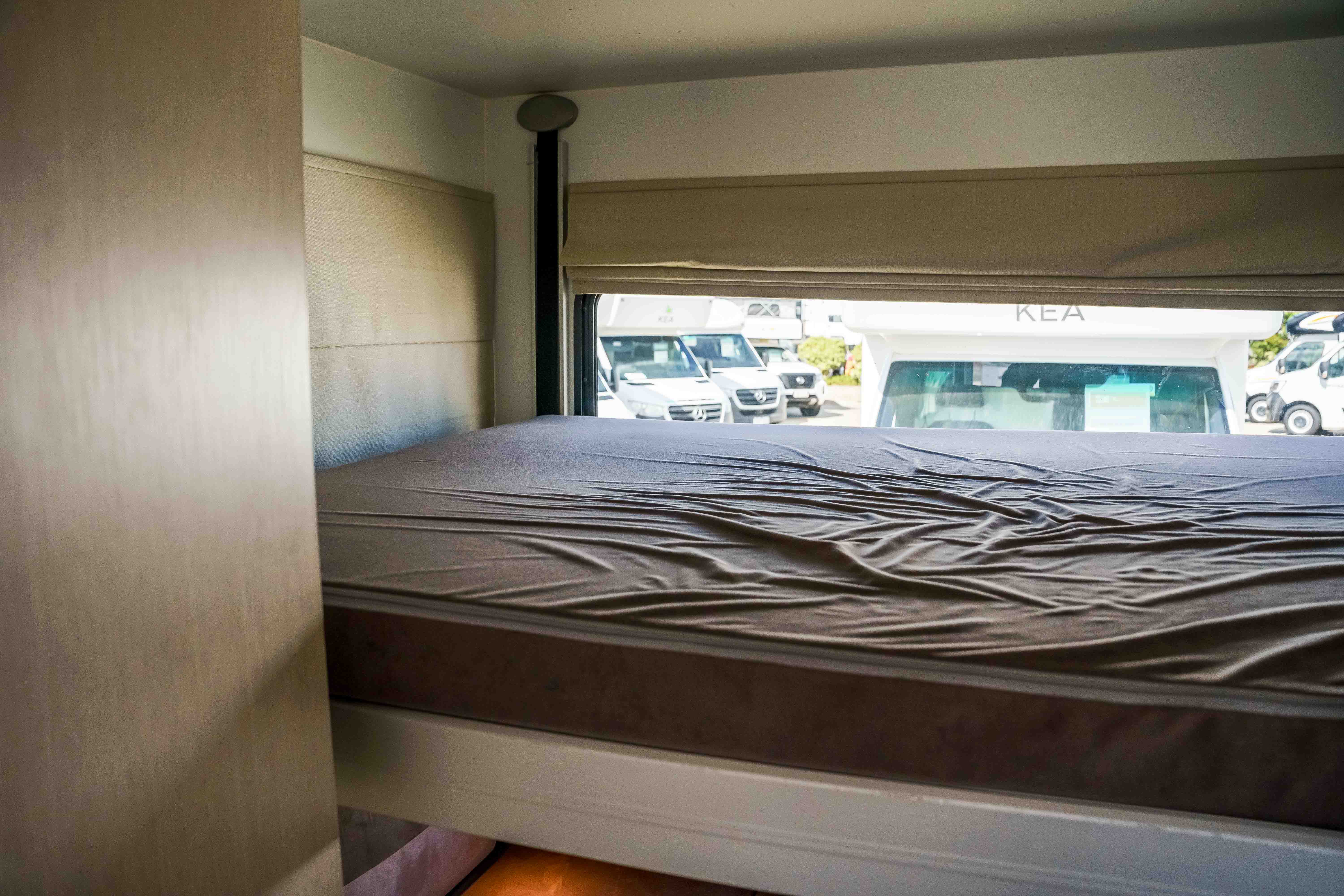 Carousel Popup Thumnails 20 - 2021 Kea Discovery M660 Mercedes 4 Berth