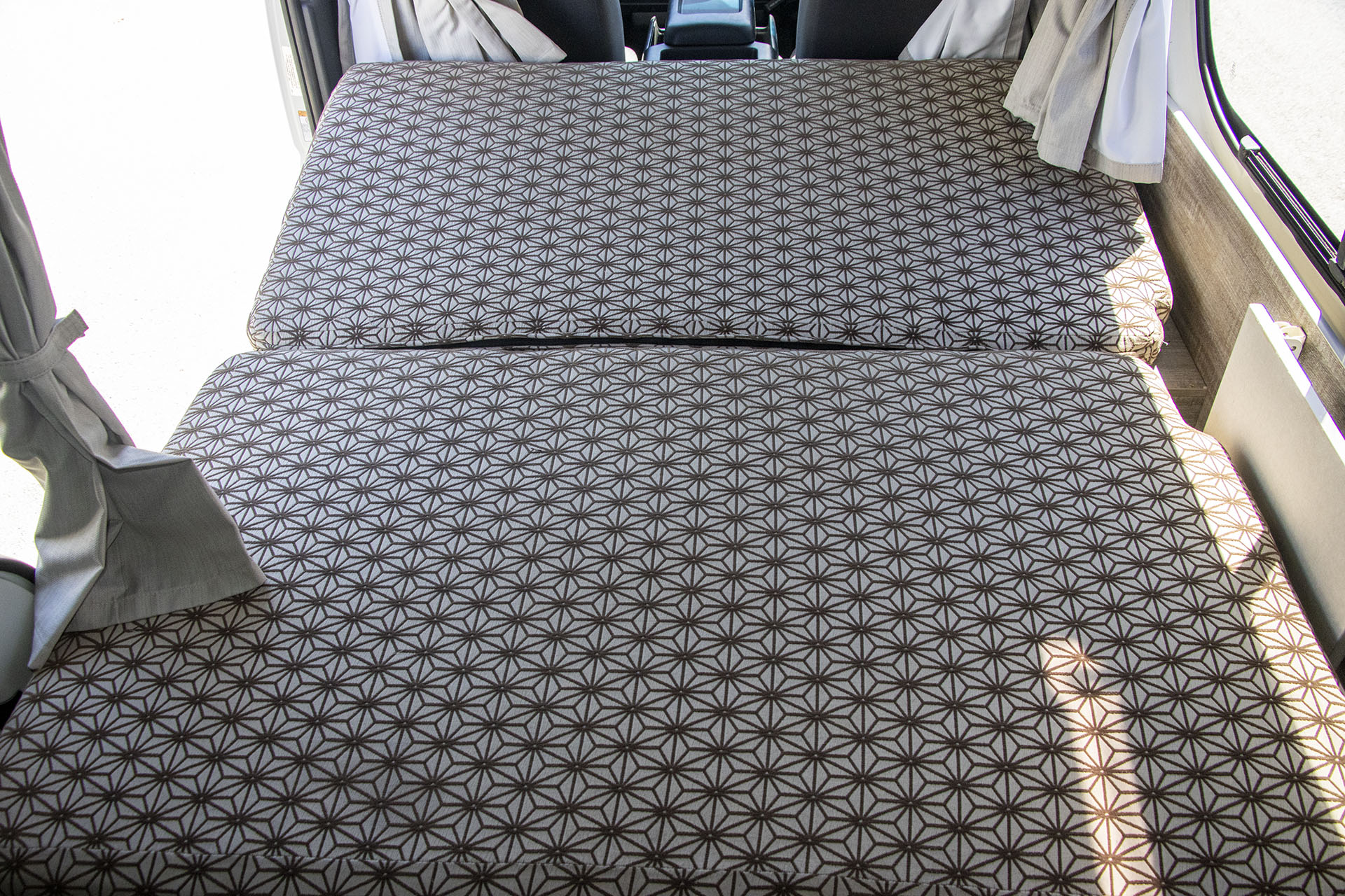 Carousel Popup Thumnails 21 - 2018 Talvor Endeavour Toyota 4 Berth