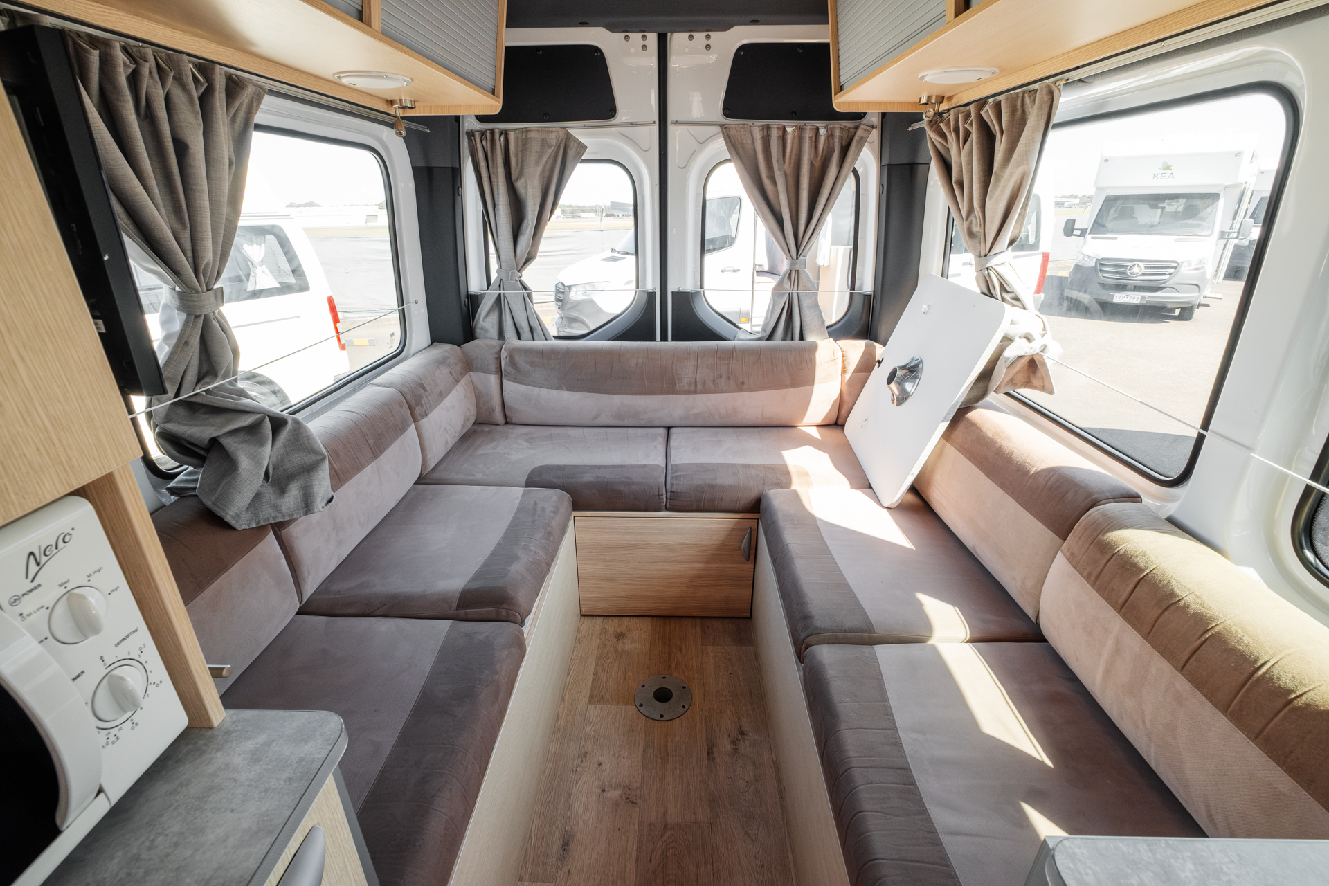 Carousel Popup Thumnails 37 - 2022 Kea Nomad M700 Mercedes 3 Berth