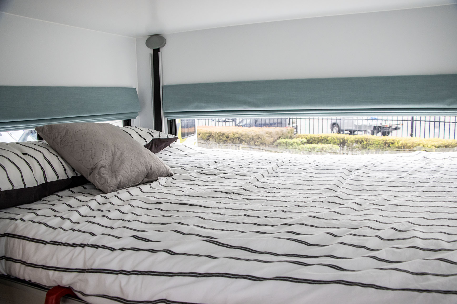 Carousel Popup Thumnails 32 - 2024 Kea Discovery M660 Mercedes 4 Berth