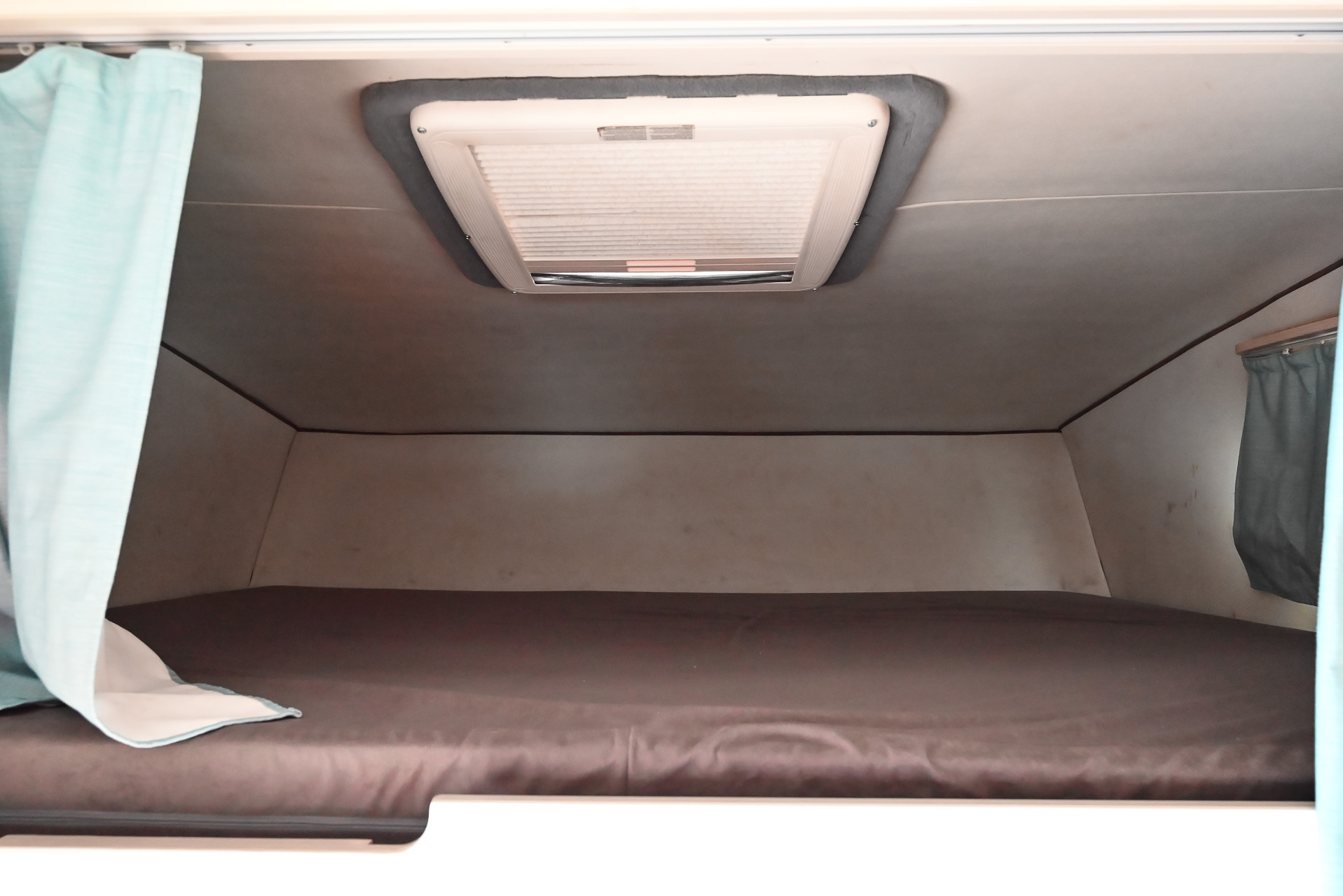 Carousel Popup Thumnails 22 - 2021 Kea River M721 Mercedes 6 Berth