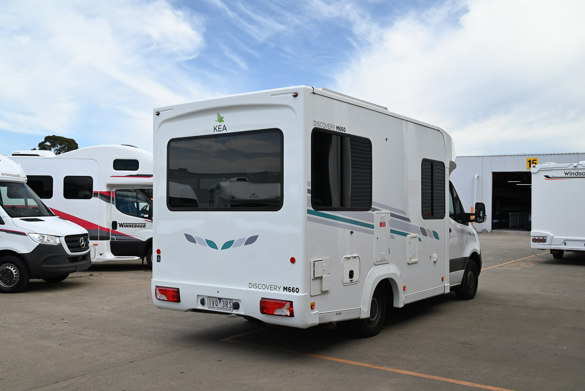 Carousel Popup Thumnails 9 - 2021 Kea Discovery M660 Mercedes 4 Berth
