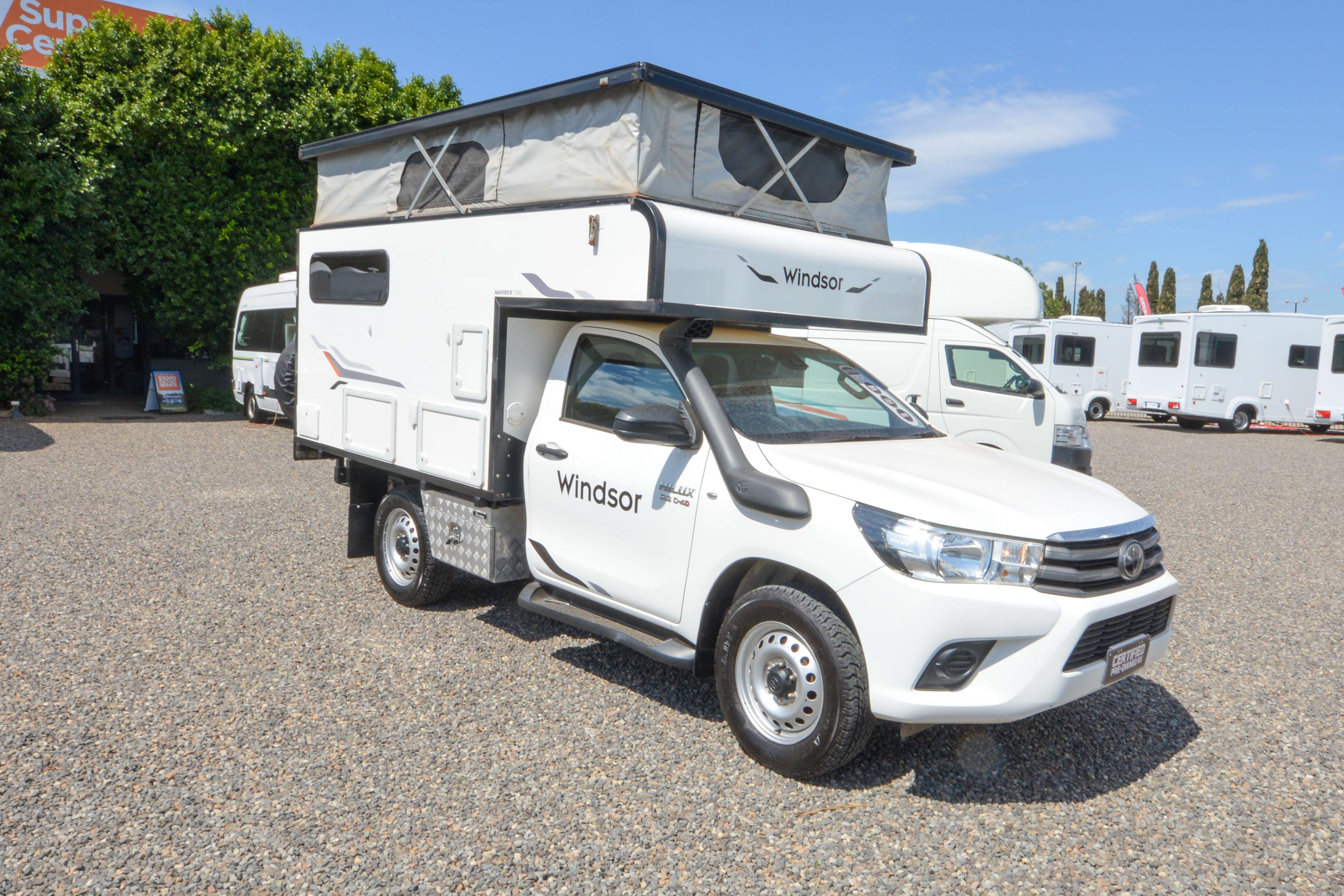 Carousel Popup Thumnails 3 - 2022 Windsor Maverick T590