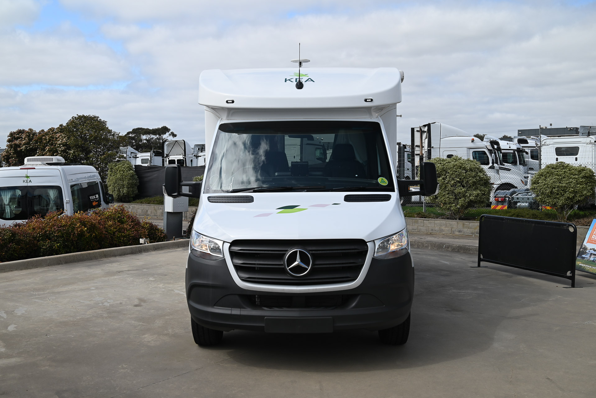 Carousel Popup Thumnails 6 - 2024 Kea Discovery M660 Mercedes 4 Berth