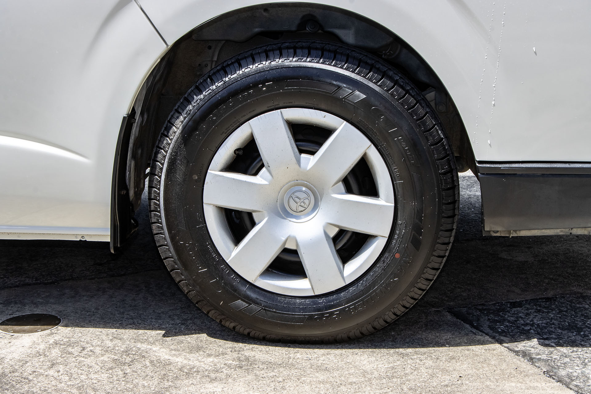 Carousel Popup Thumnails 14 - 2019 Windsor Double Down T490 Toyota 4 Berth