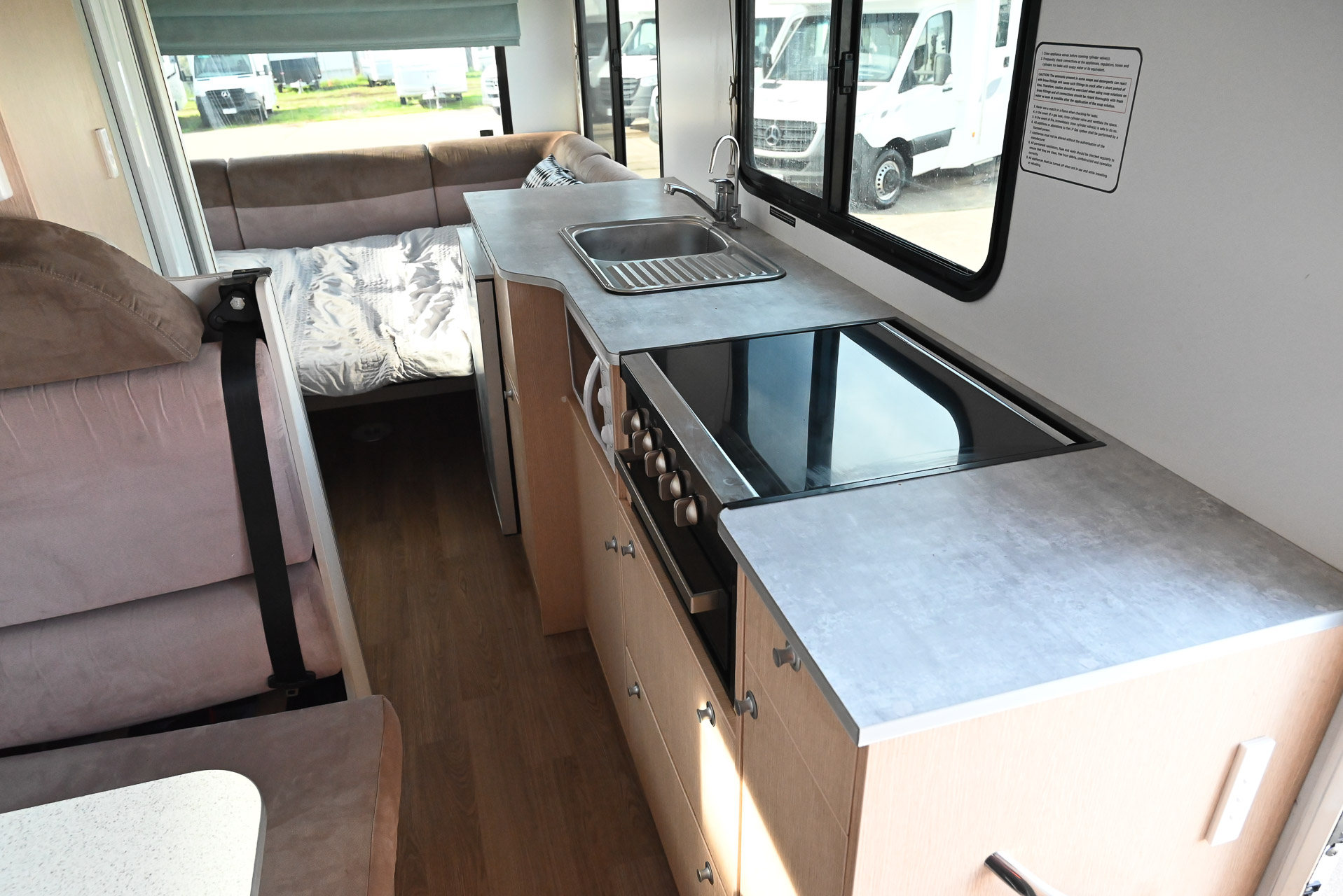 Carousel Popup Thumnails 20 - 2021 Kea River M721 Mercedes 6 Berth