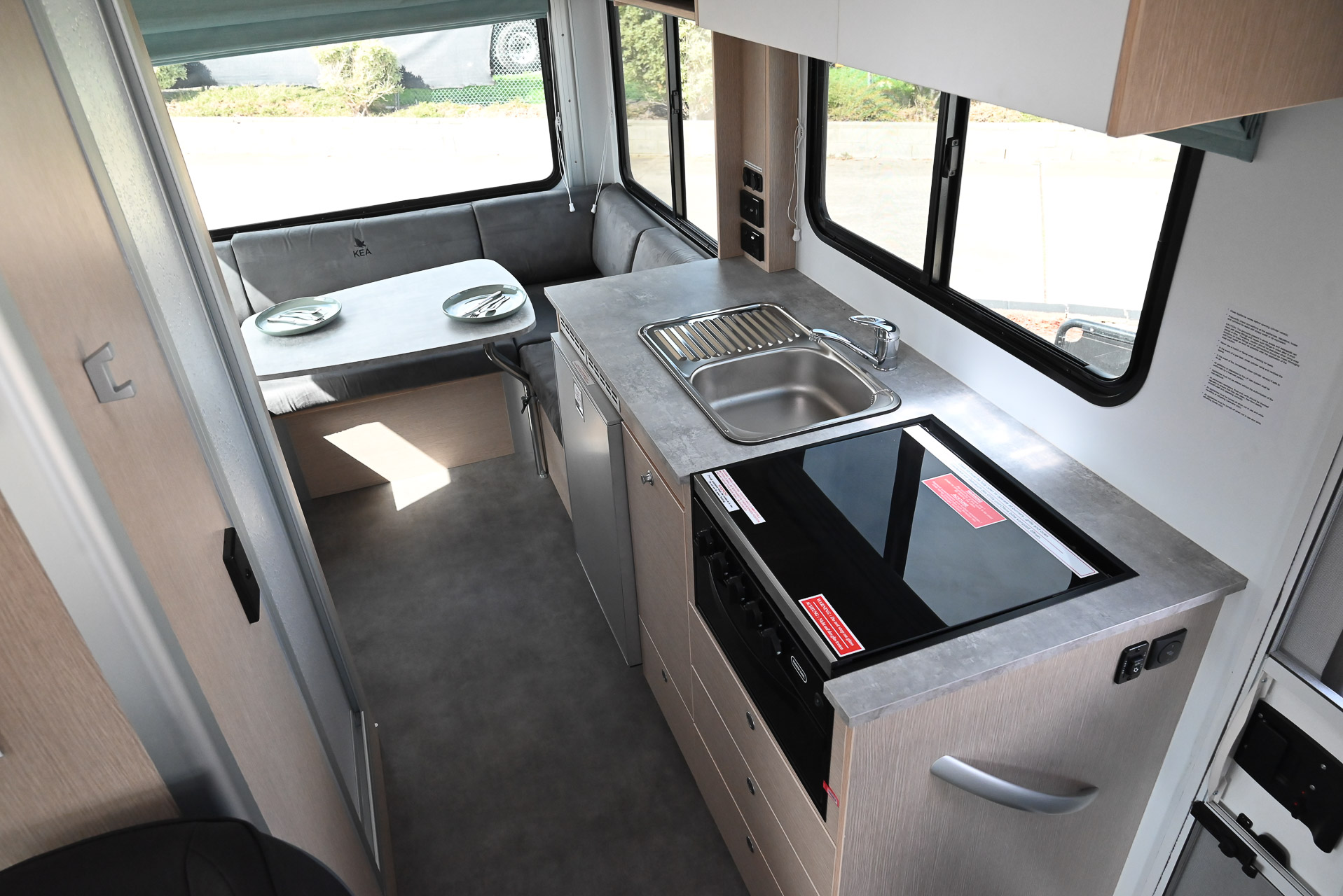 Carousel Popup Thumnails 24 - 2024 Kea Discovery M660 Mercedes 4 Berth