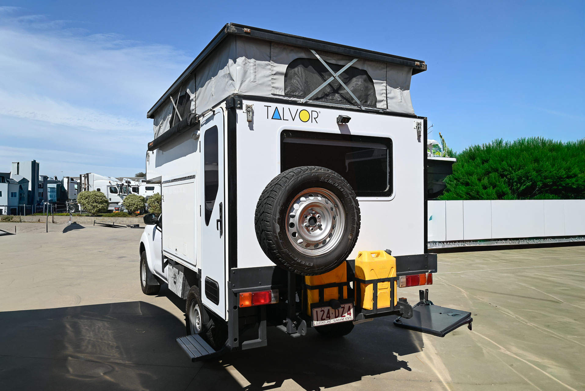Carousel Popup Thumnails 6 - 2022 Talvor Adventure Camper Nissan 2 Berth