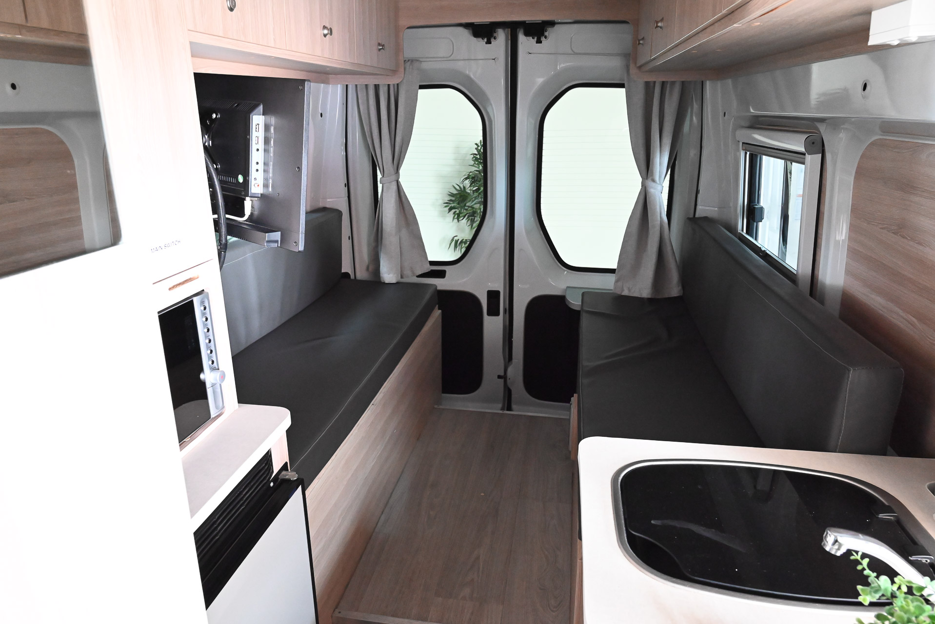 Carousel Popup Thumnails 34 - 2022 Talvor Euro Mini LDV 2 Berth