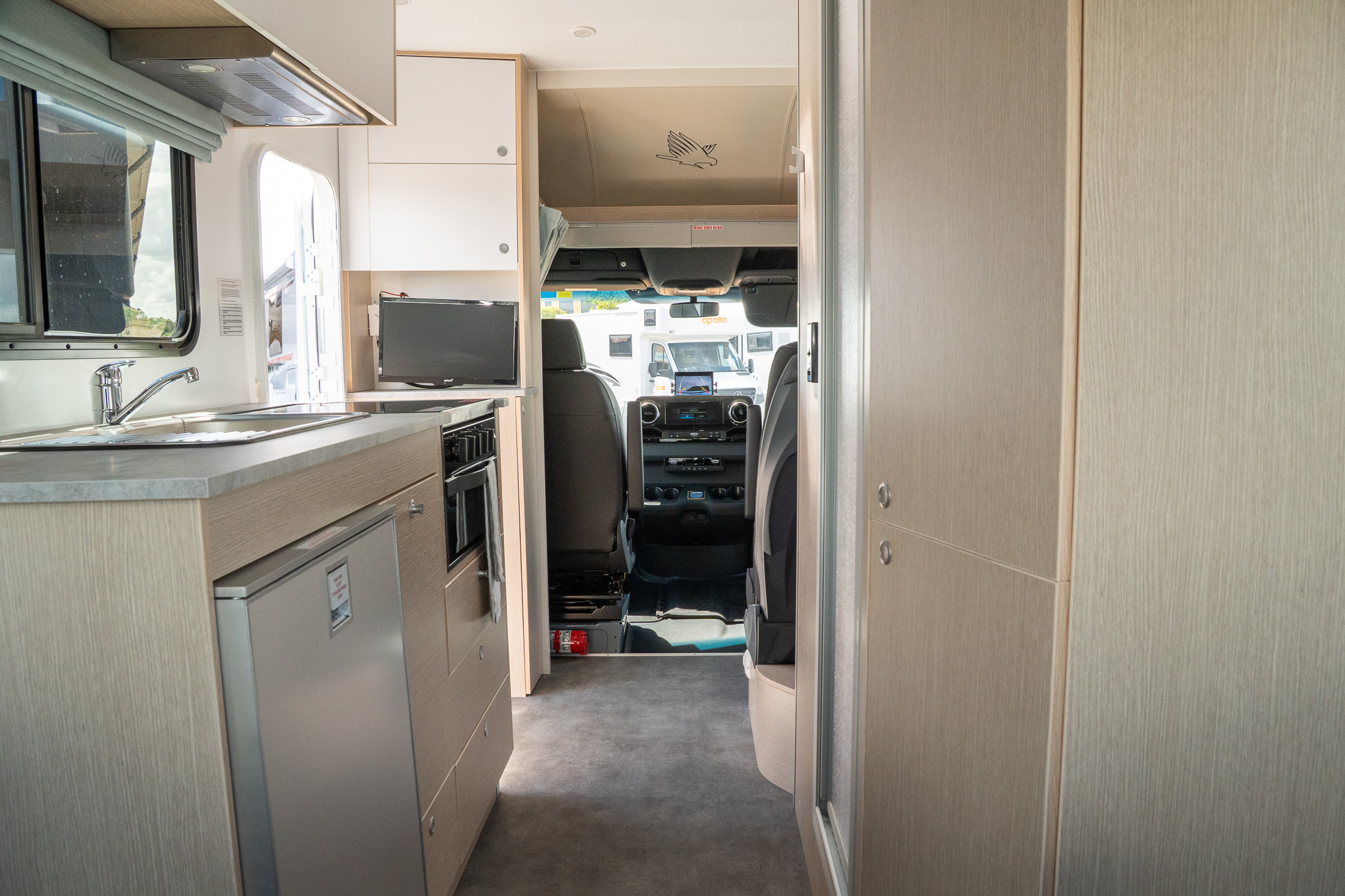 Carousel Popup Thumnails 39 - 2024 Mercedes-Benz Discovery M660 4 Berth