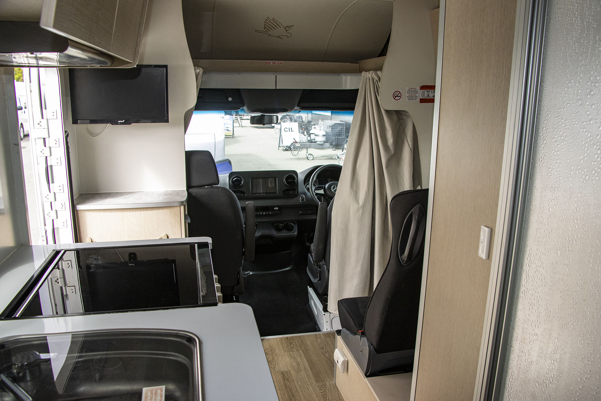 Carousel Popup Thumnails 19 - 2021 Kea Discovery M660 Mercedes 4 Berth