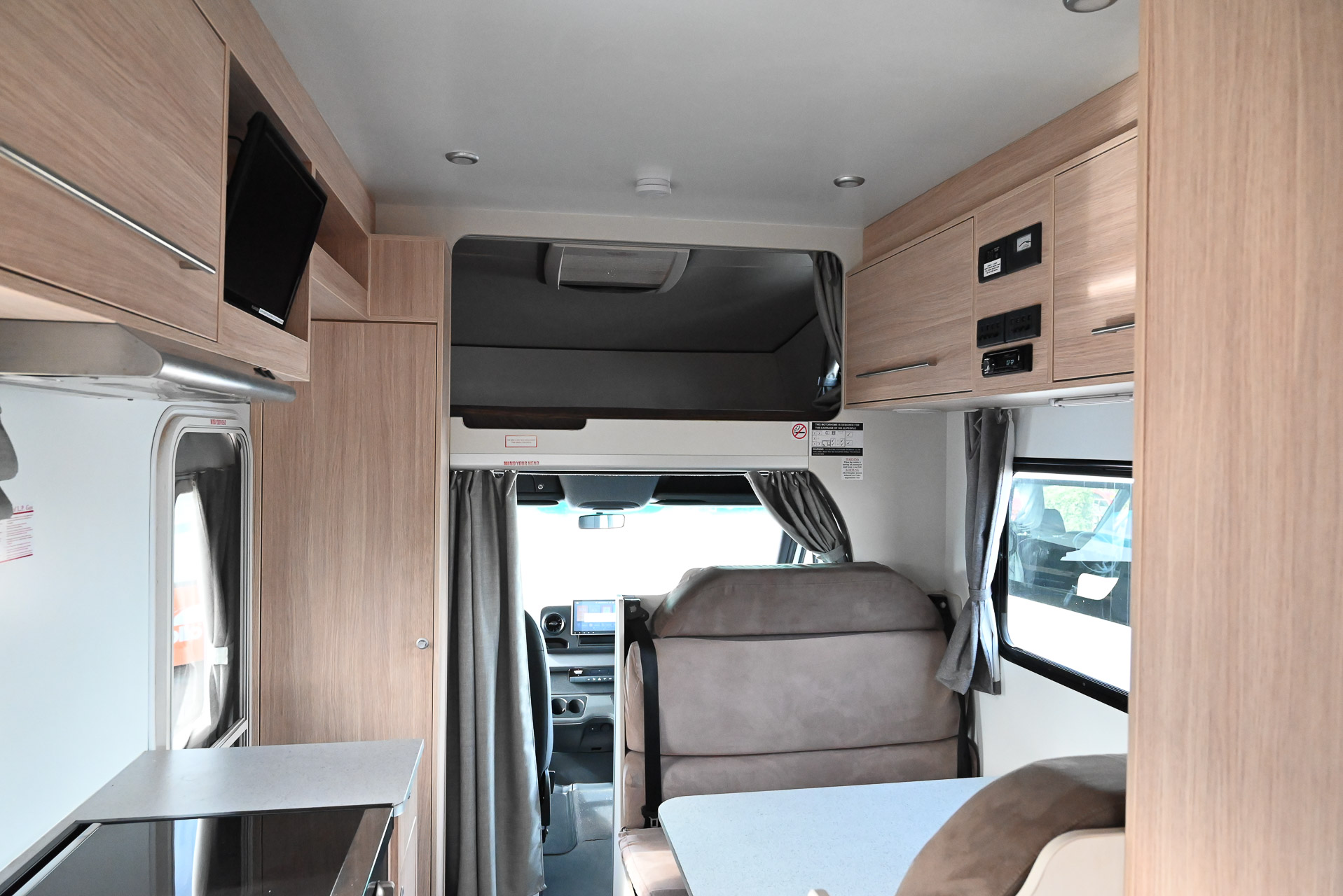 Carousel Popup Thumnails 22 - 2019 Kea River M721 Mercedes 6 Berth