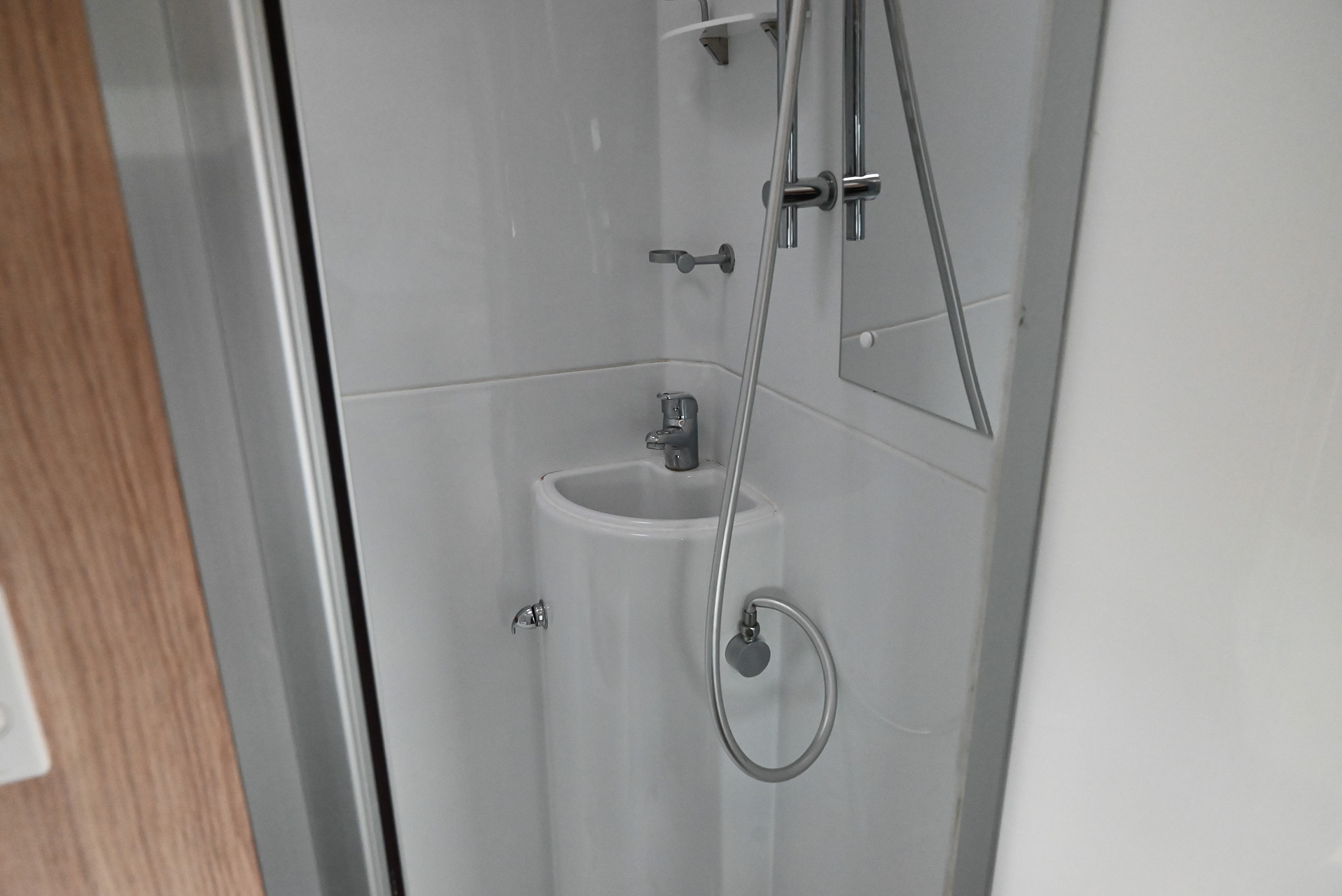 Carousel Popup Thumnails 32 - 2019 Kea River M721 Mercedes 6 Berth