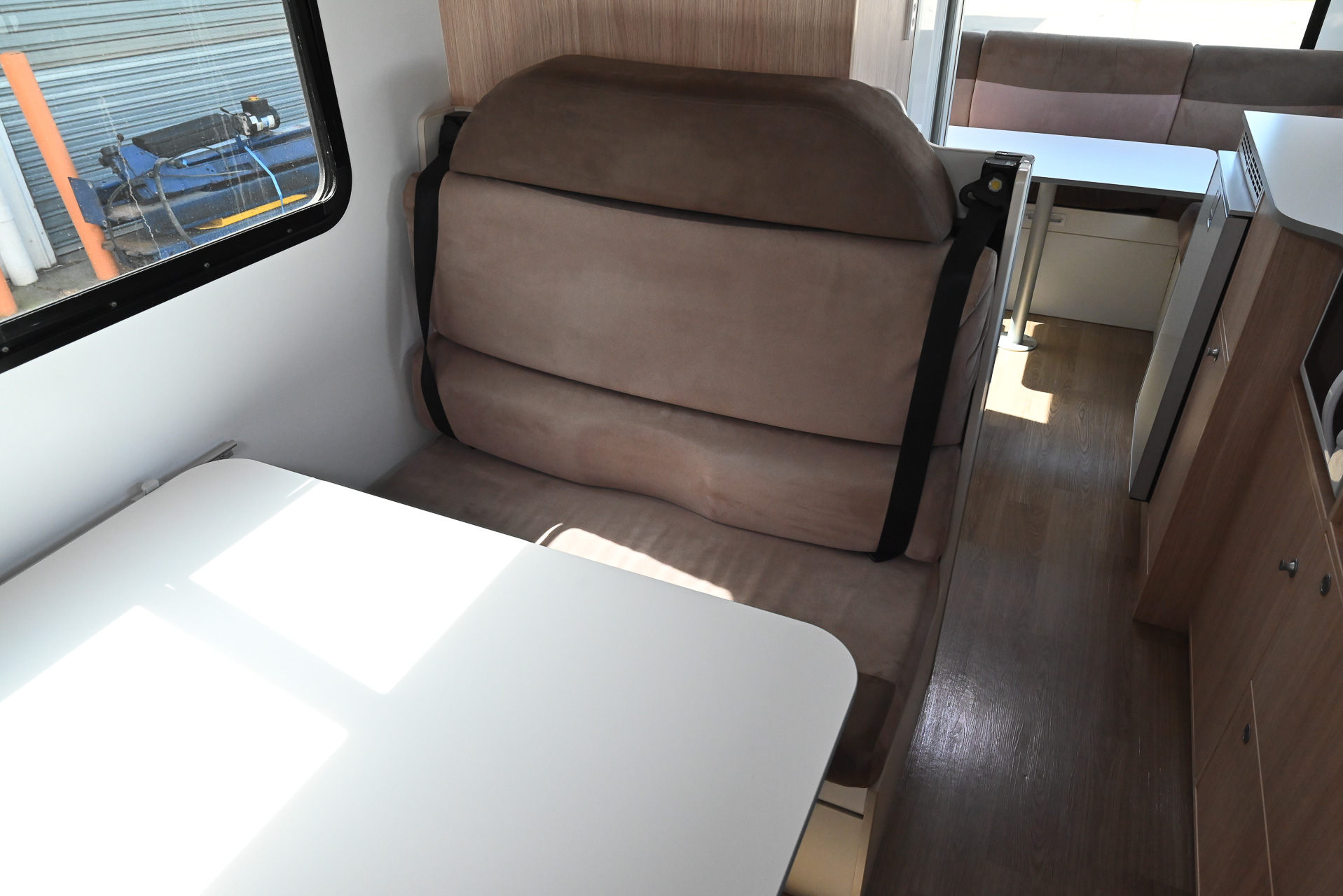 Carousel Popup Thumnails 21 - 2019 Kea River M721 Mercedes 6 Berth