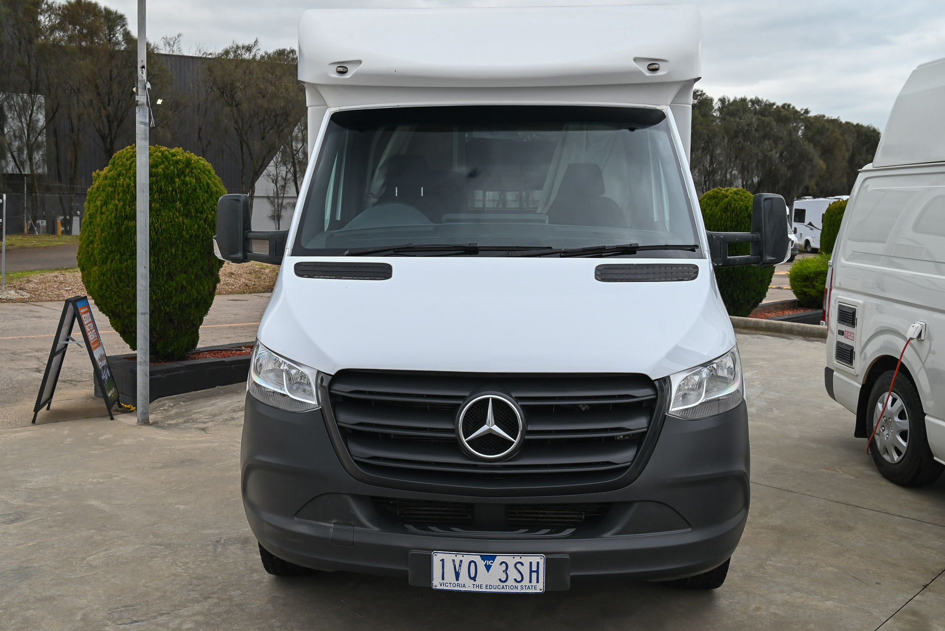 Carousel Popup Thumnails 3 - 2021 Kea Discovery M660 Mercedes 4 Berth