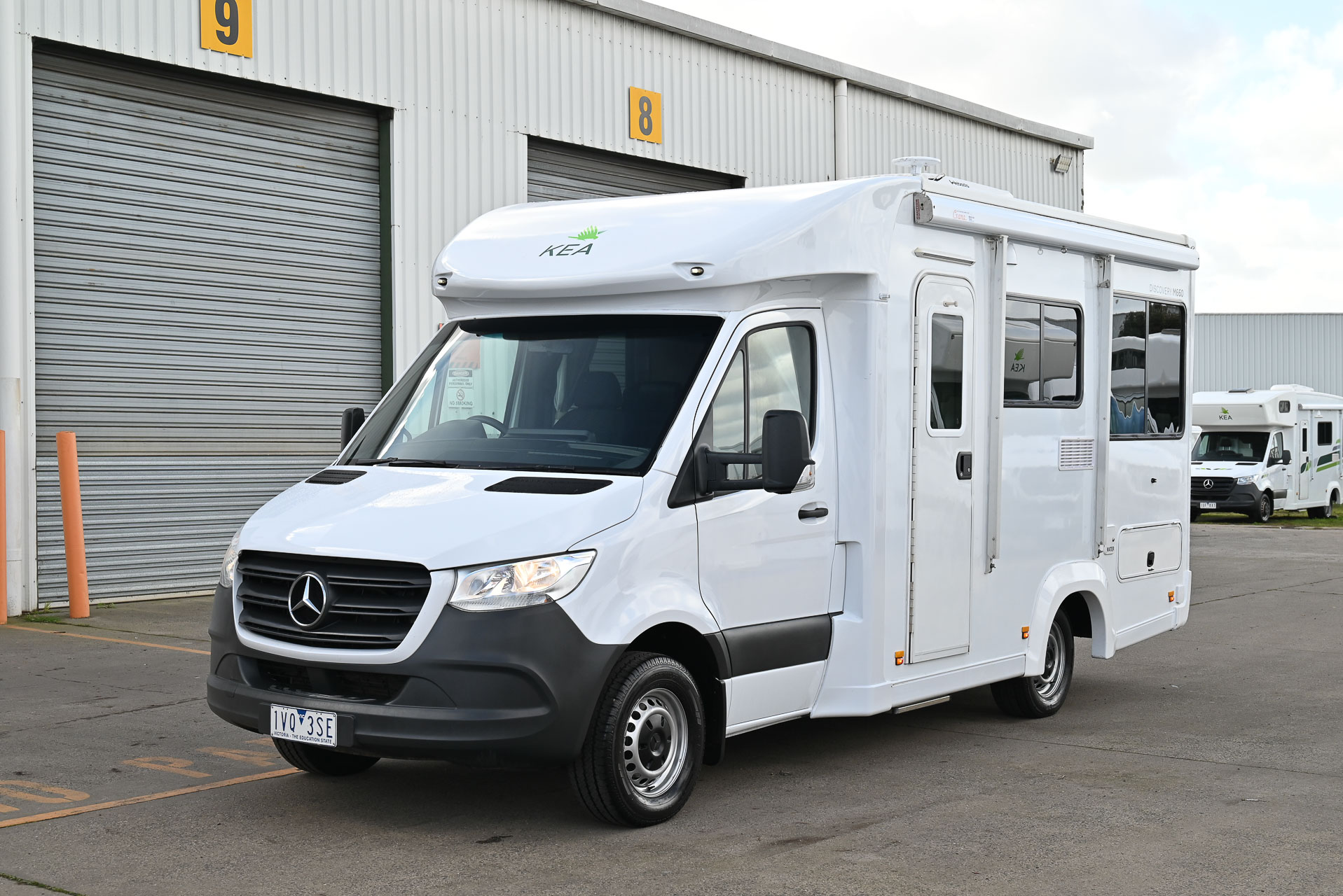 Carousel Popup Thumnails 6 - 2021 Kea Nomad Mercedes M700 3 Berth