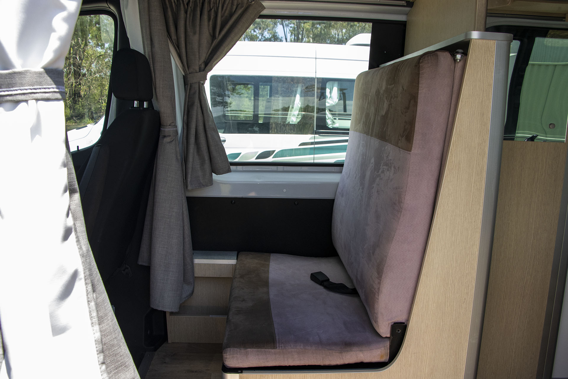 Carousel Popup Thumnails 18 - 2022 Kea Nomad M700 Mercedes 3 Berth