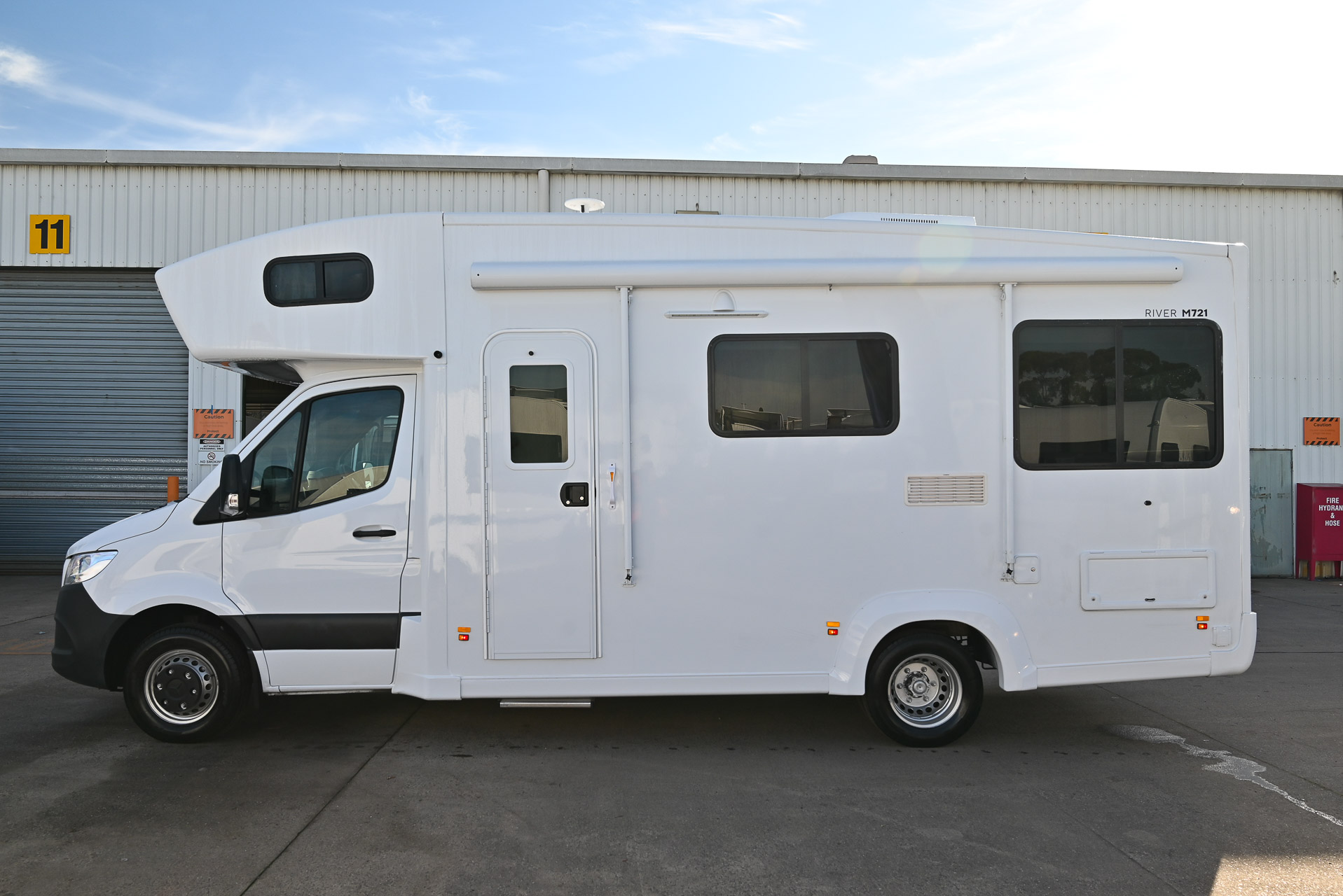 Carousel Popup Thumnails 10 - 2021 Kea River M721 Mercedes 6 Berth